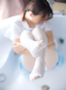 [森萝财团] X-032 JK浴缸戏水 萝莉丝袜写真套图[129]