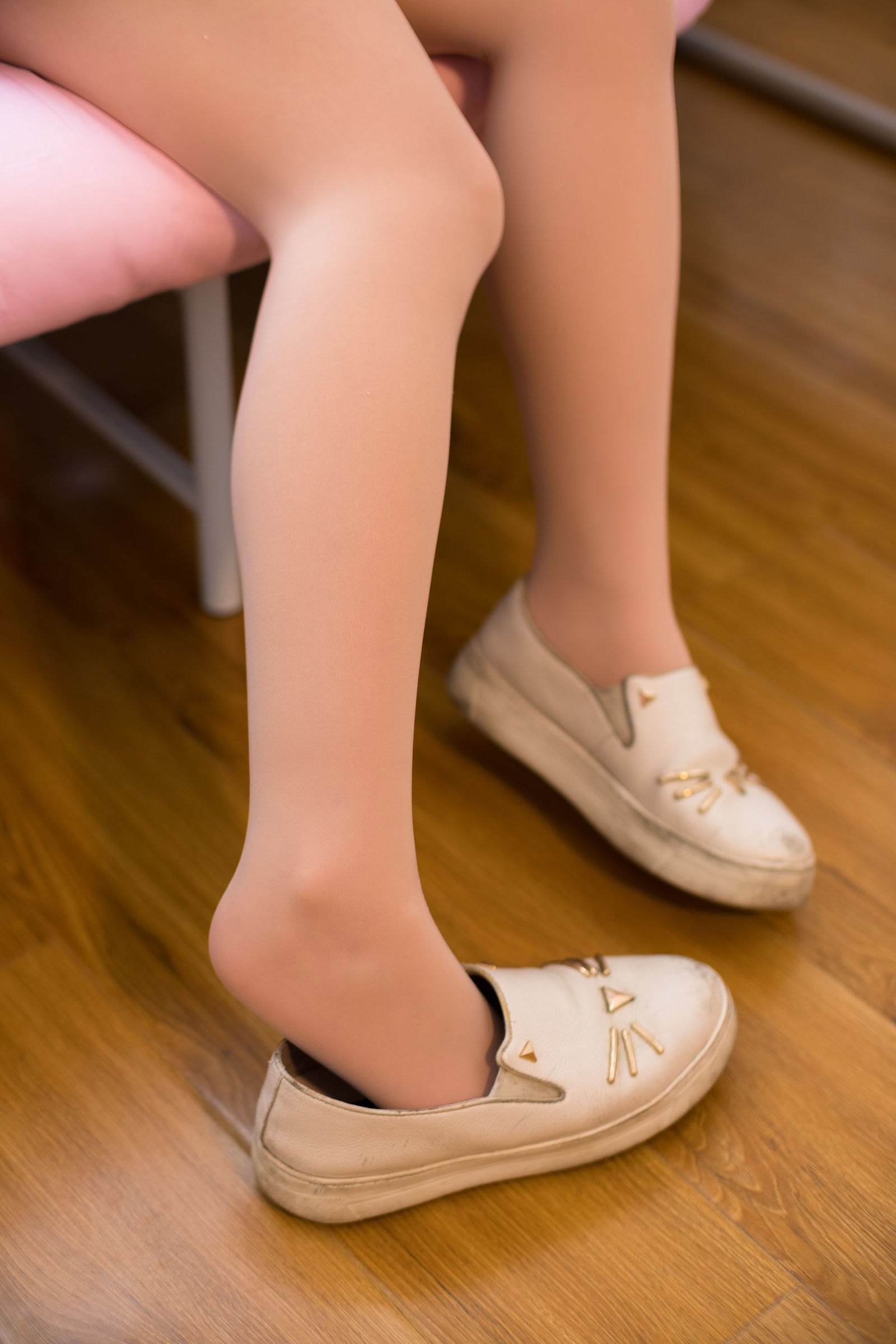 [森萝财团] X-005 肉丝・裸足 萝莉丝袜写真套图[106](第60页)