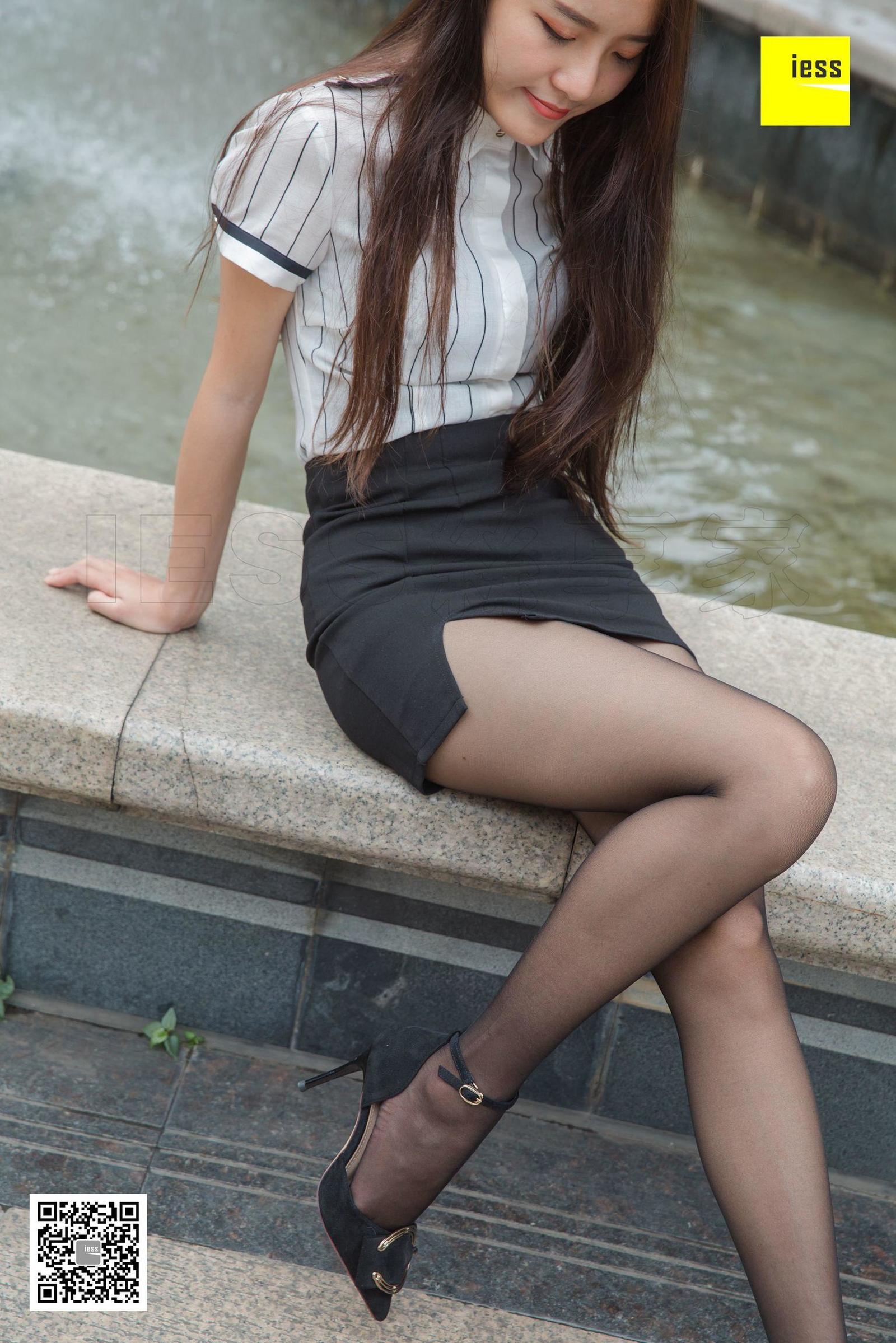 [IESS异思趣向] 模特 婉萍 《坐在喷泉旁的婉萍》丝足美腿写真[95](第60页)