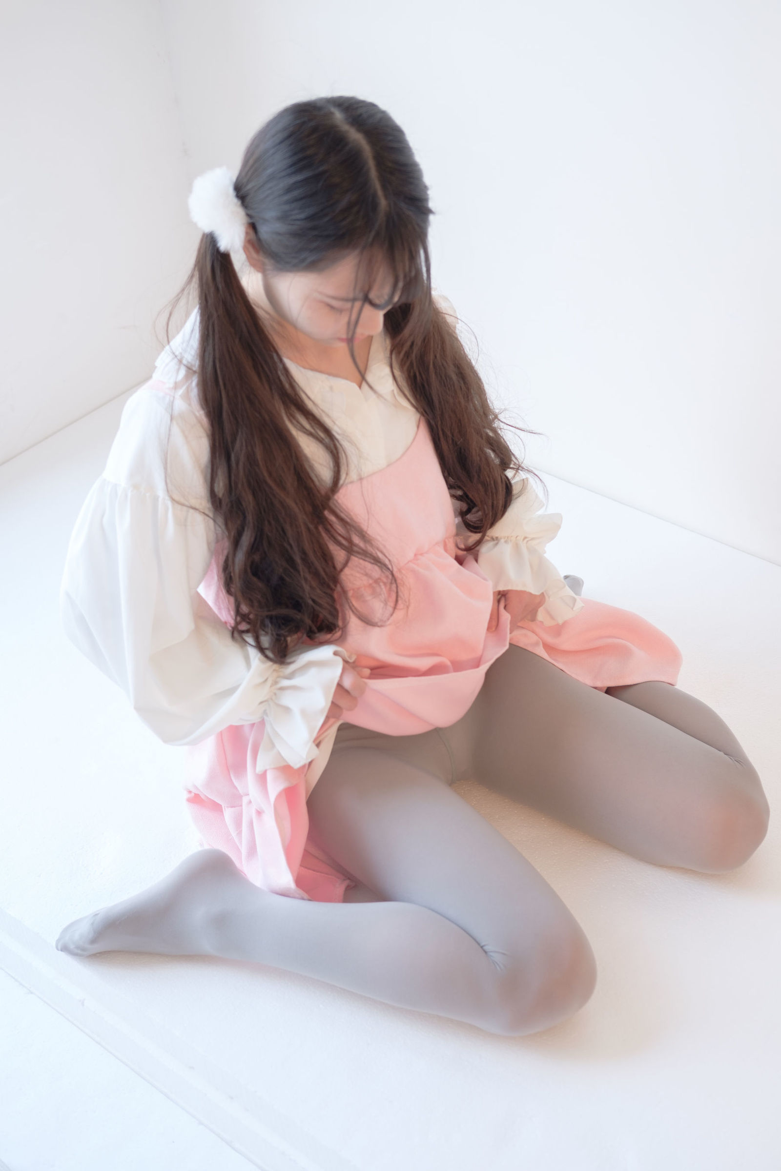 [森萝财团-萝莉丝袜写真] X-015 粉色纯女孩[130](第56页)