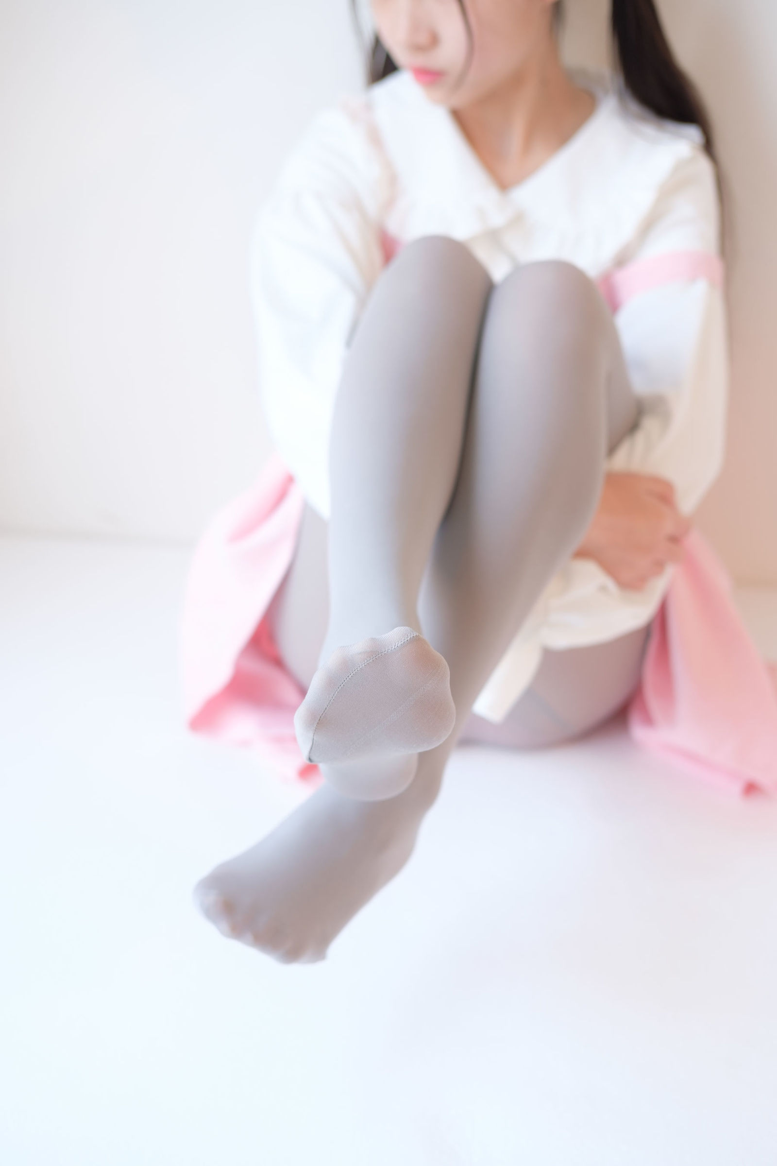 [森萝财团-萝莉丝袜写真] X-015 粉色纯女孩[130](第70页)