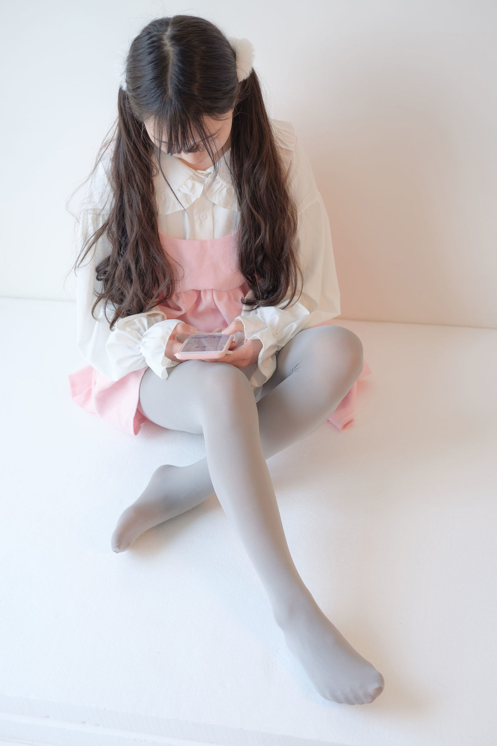 [森萝财团-萝莉丝袜写真] X-015 粉色纯女孩[130](第80页)