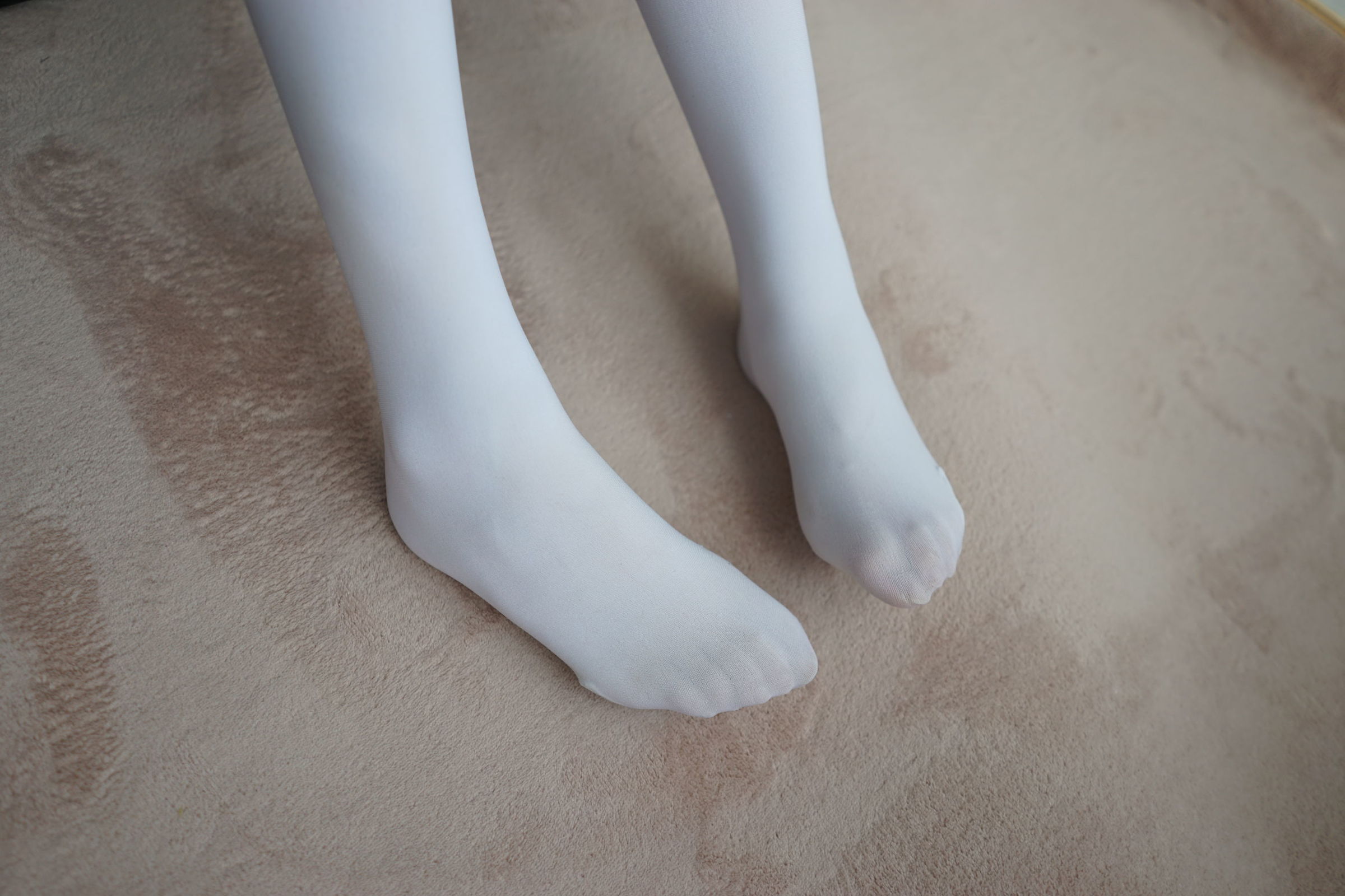 [森萝财团] BETA-021 白丝格子裙 萝莉丝袜写真[212](第91页)