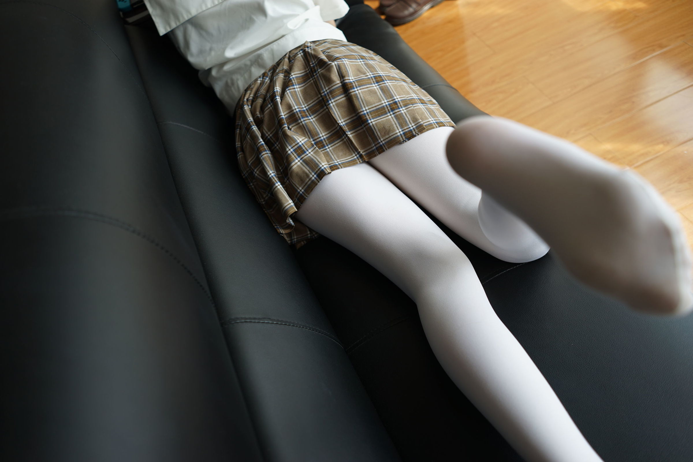 [森萝财团] BETA-021 白丝格子裙 萝莉丝袜写真[212](第169页)