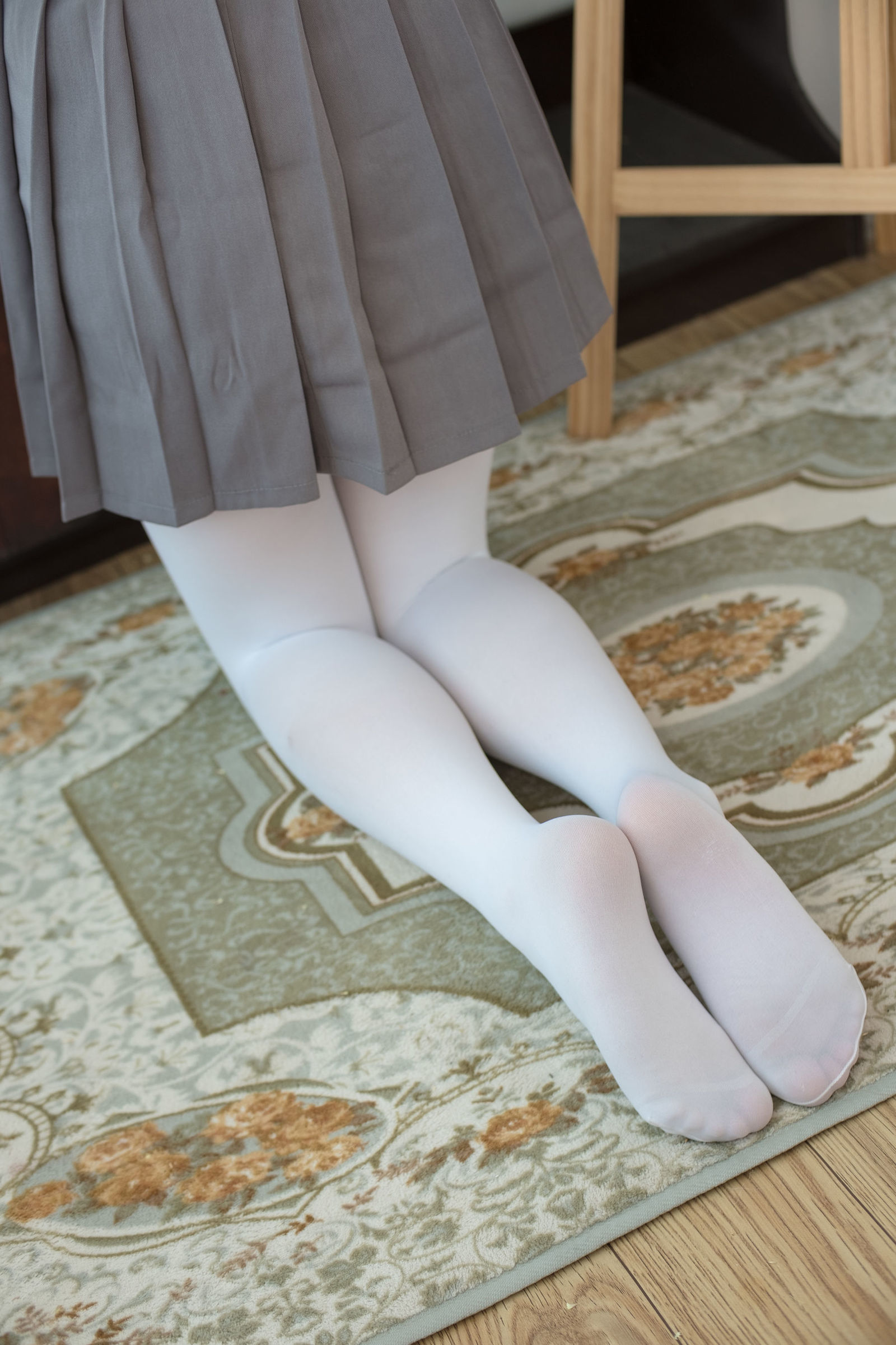 [森萝财团] BETA-020 白丝美少女 萝莉丝袜写真[71](第30页)