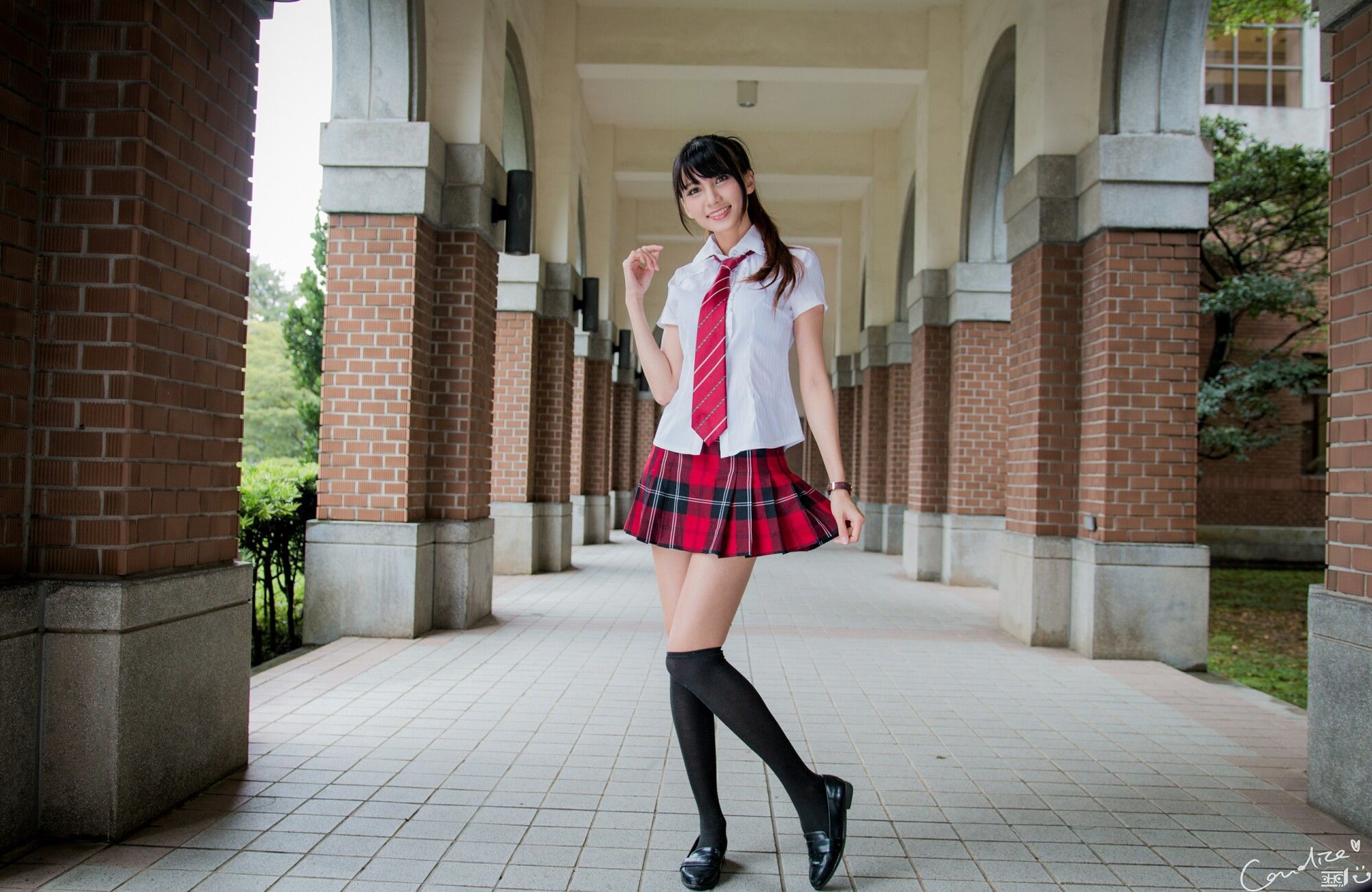 [台湾女神] 蔡译心 - 你的名字 写真套图[53](第18页)