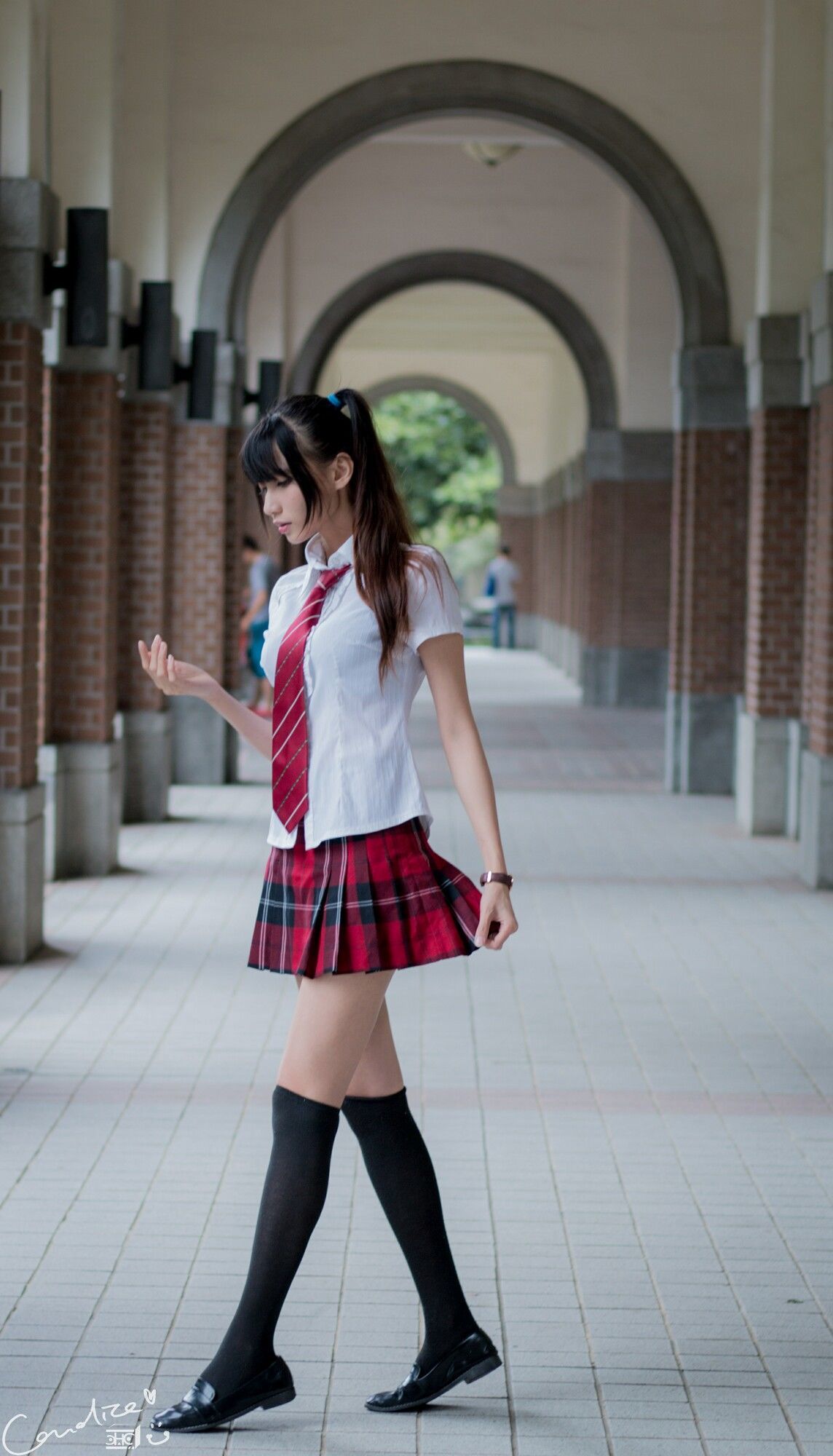 [台湾女神] 蔡译心 - 你的名字 写真套图[53](第20页)