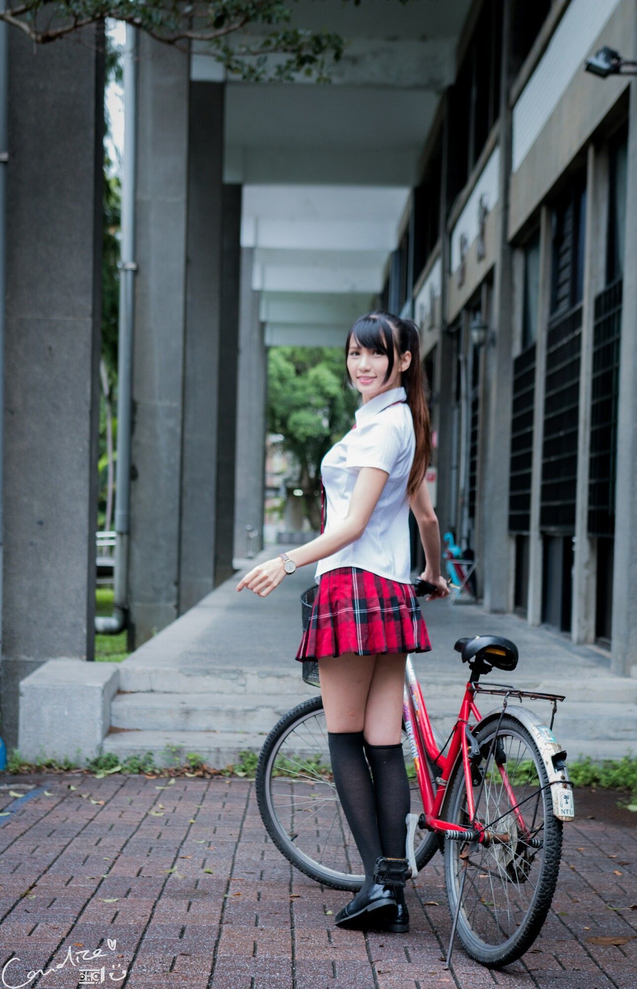 [台湾女神] 蔡译心 - 你的名字 写真套图[53](第30页)