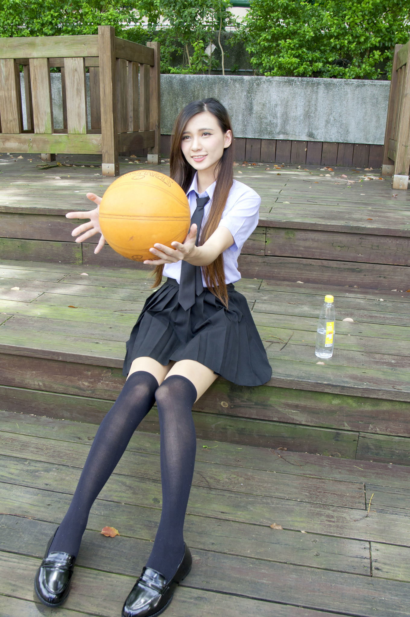 [台湾正妹] 蔡译心 - 外拍三套服装写真合集[84](第48页)