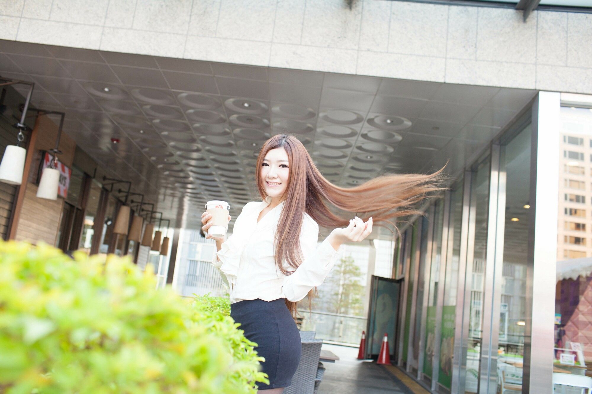 [台湾美女] Michelle小羽 - 信義區街拍黑丝OL 写真套图[75](第37页)