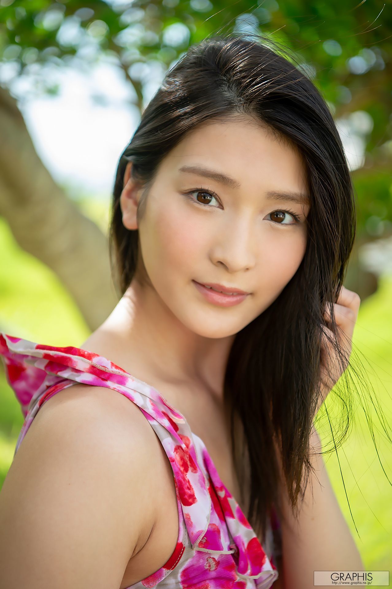 [Graphis] Gals NO.436 Suzu Honjo 本庄鈴 - A NEW STAR![54](第2页)