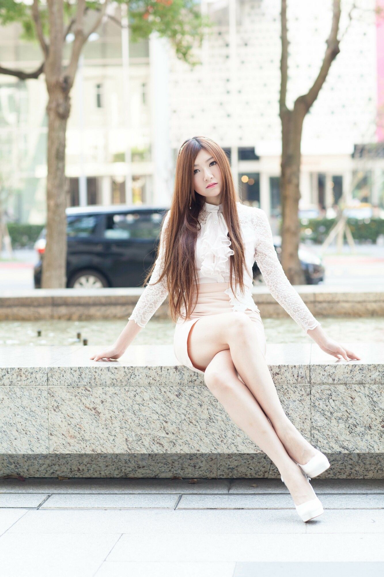 [台湾美女] Michelle小羽 - 信義區街拍 蕾丝+包臀短裙 写真套图[78](第51页)