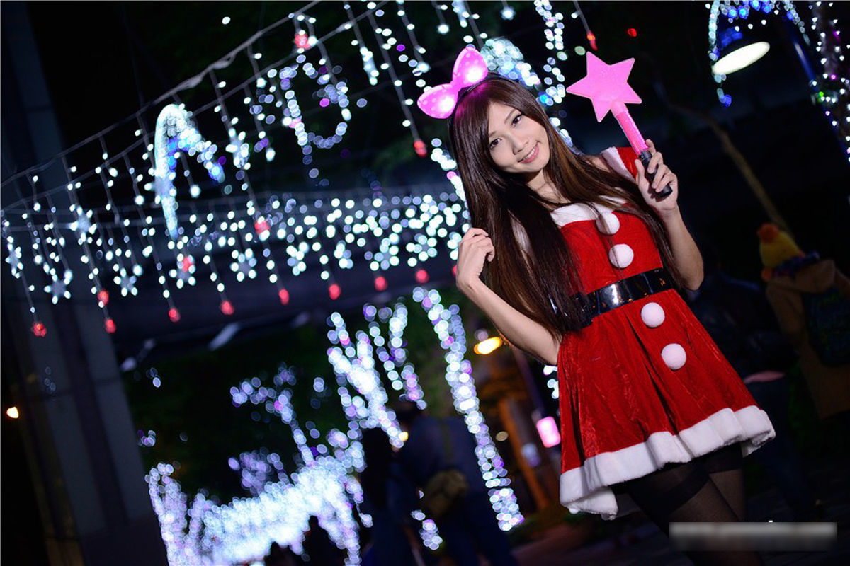 [台湾美女] 张雅筑chu - 板橋車站圣诞节外拍写真套图[30](第2页)