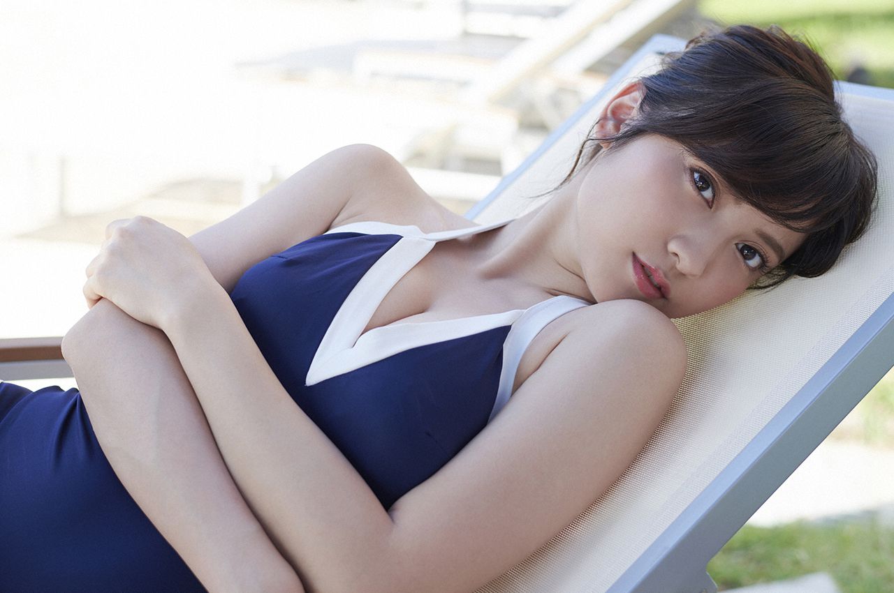 [WPB-net] 桃月なしこ「マジナツ～Magic of Summer～」スペシャル写真集[145](第91页)