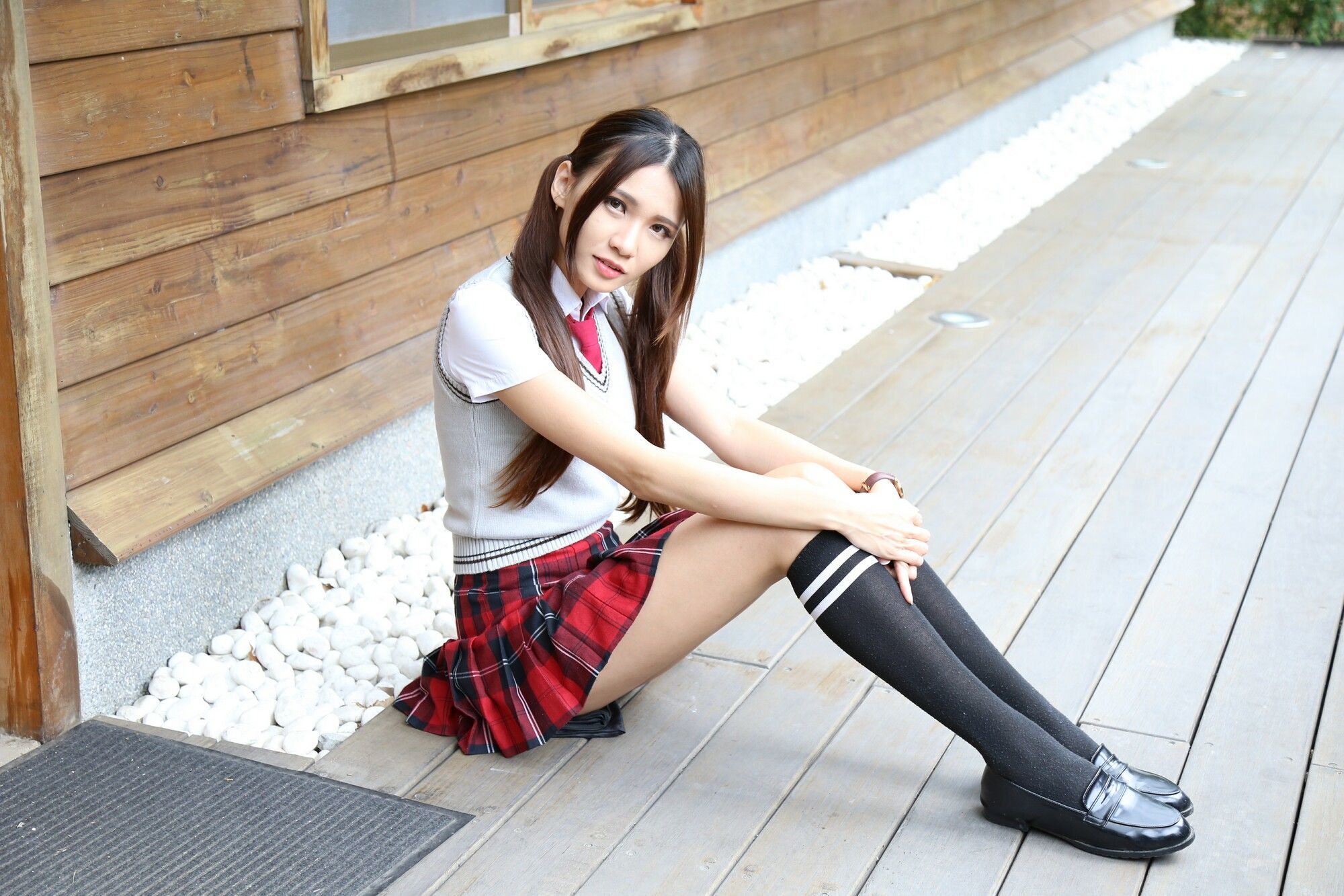 [台湾美女] 蔡译心 - 萌美校服美少女 写真图片[98](第78页)