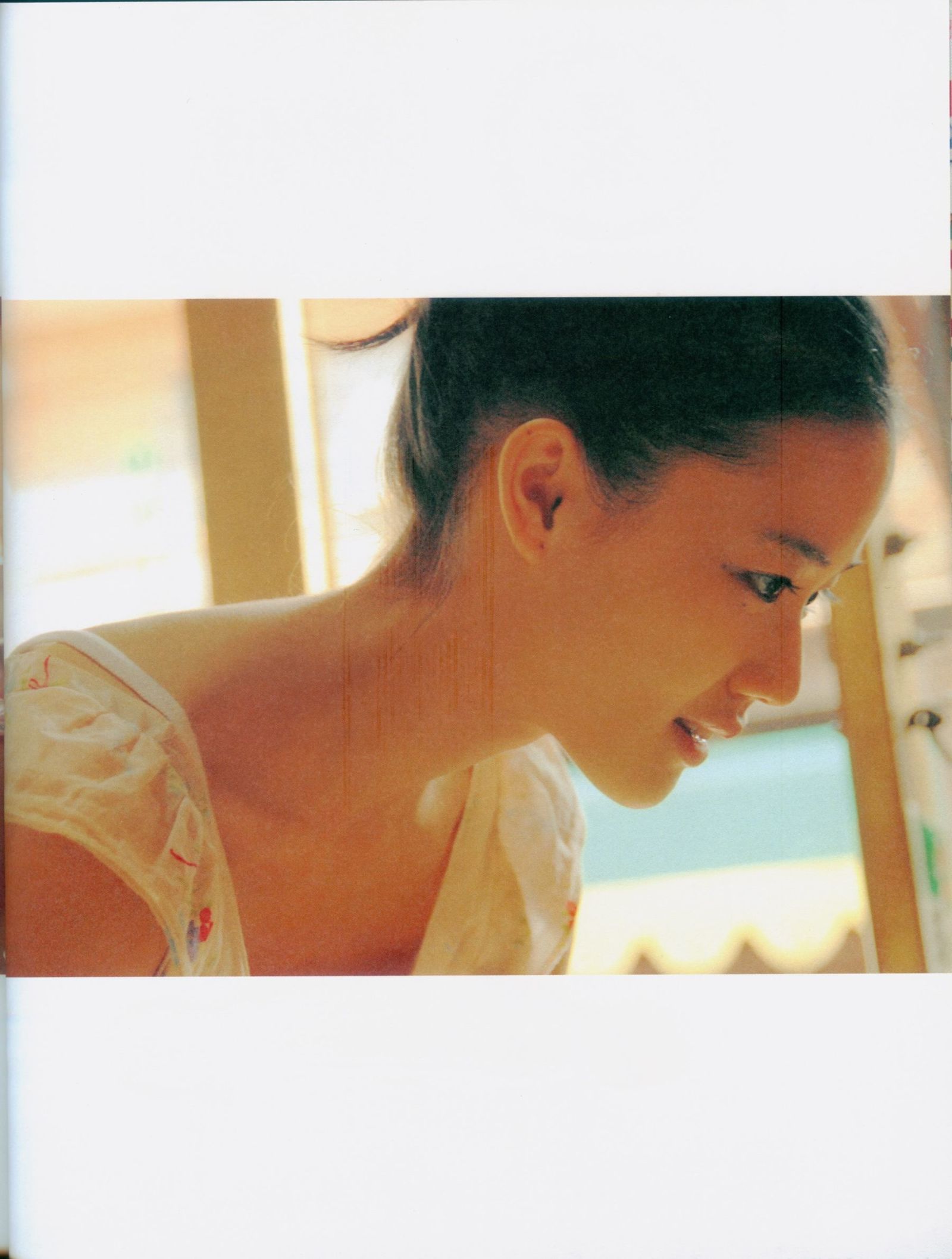 苍井优  - 『回転テーブルはむつかしい。』[120](第81页)