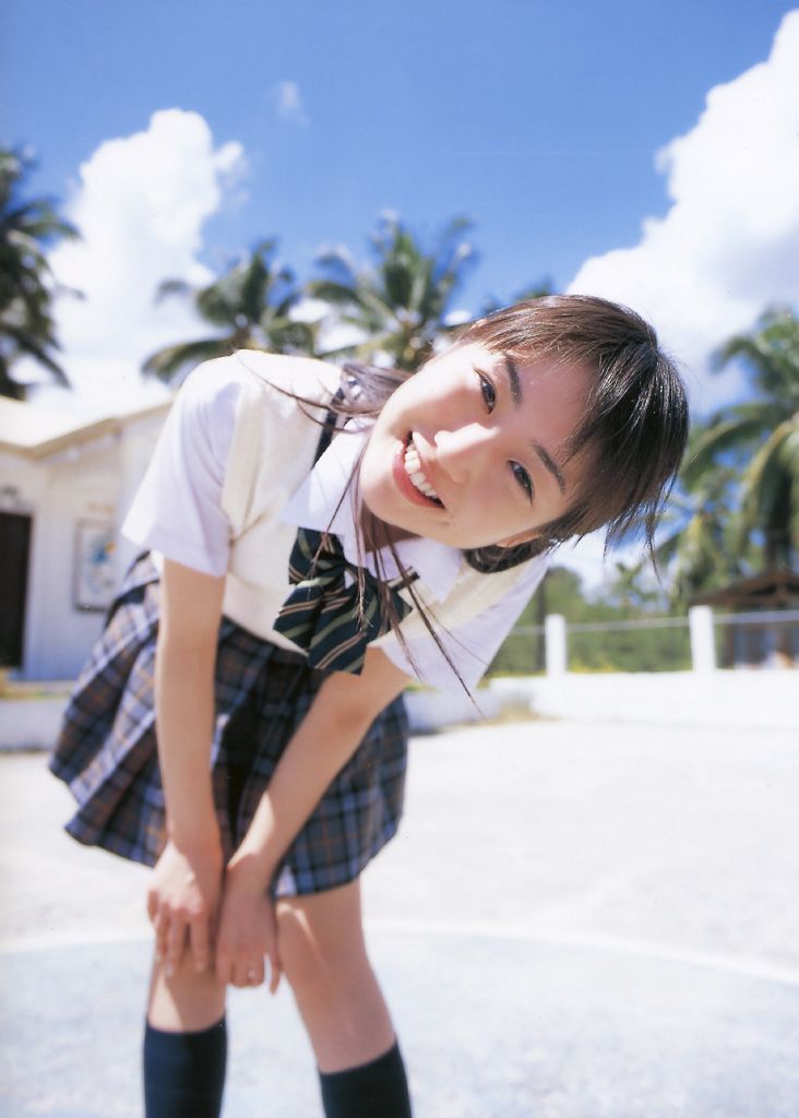 [日本美女] 中村知世 《知世初見世》 写真集[90](第51页)