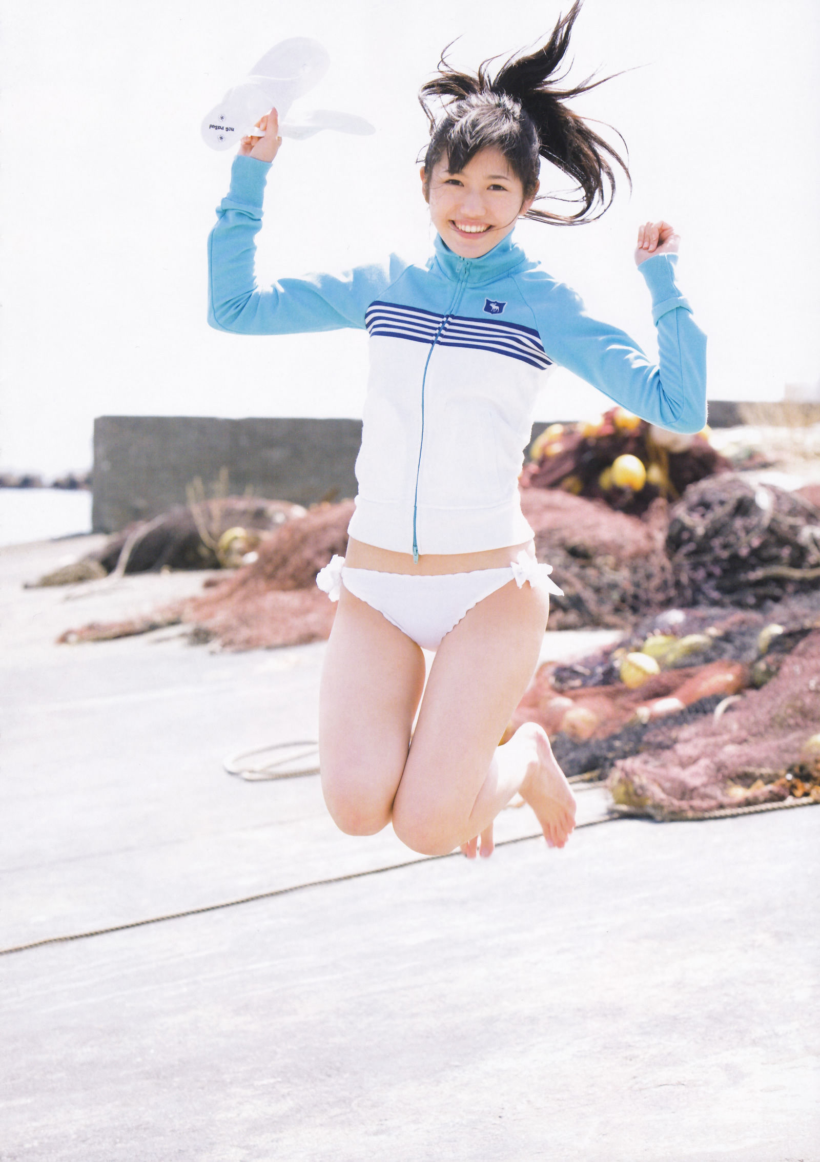 渡邊麻友『まゆゆ』1st写真集  渡边达生[194](第121页)