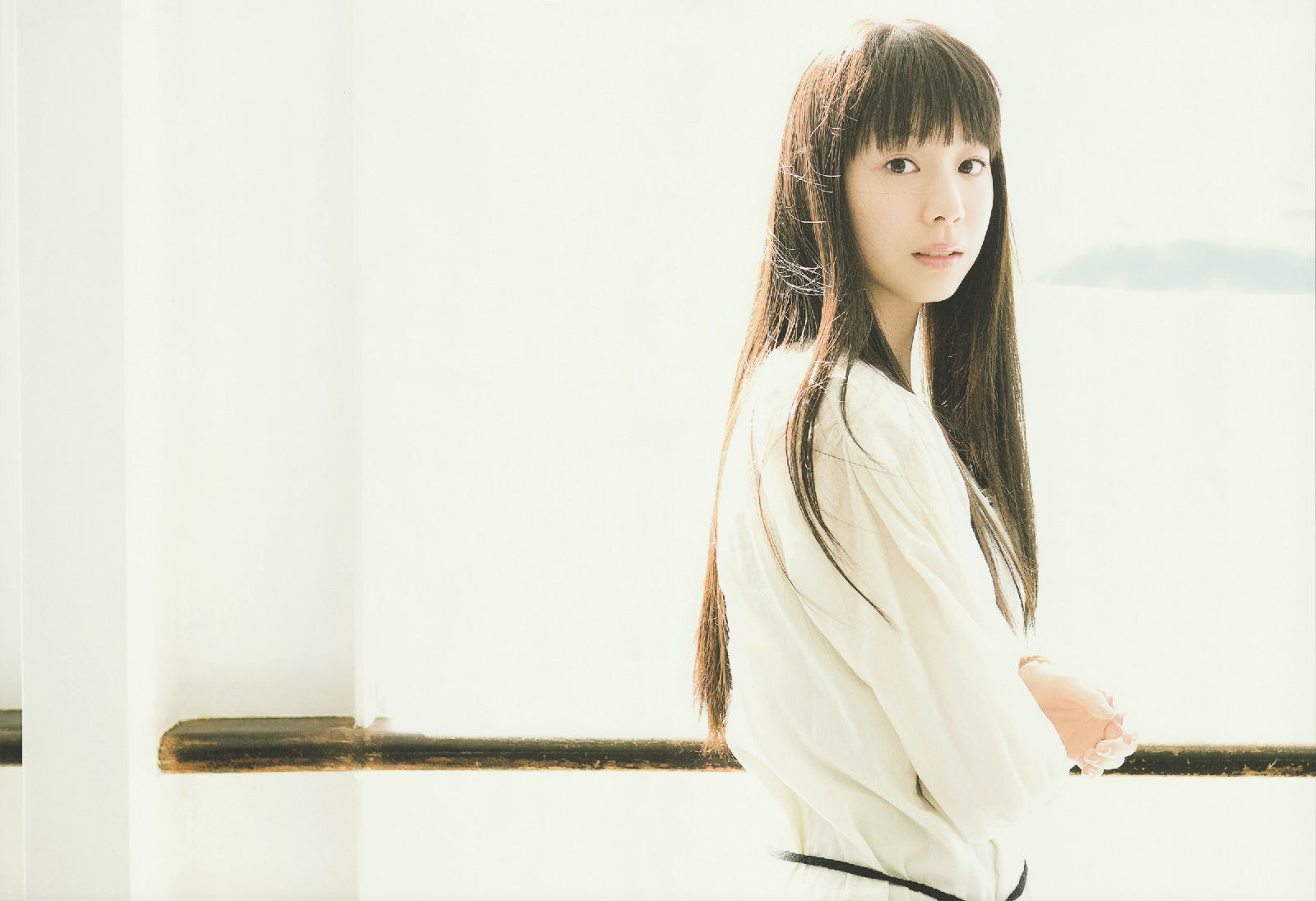 [日本美女] 夏帆 - Breeze With Kinako[117](第88页)