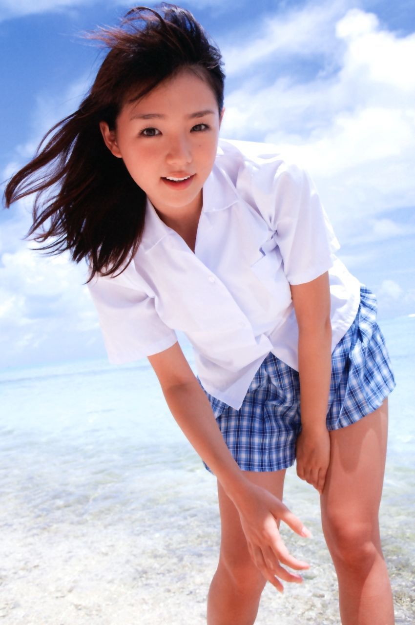 篠崎愛 - 『Love Scenes』 写真集 撮影 西條彰仁[177](第136页)