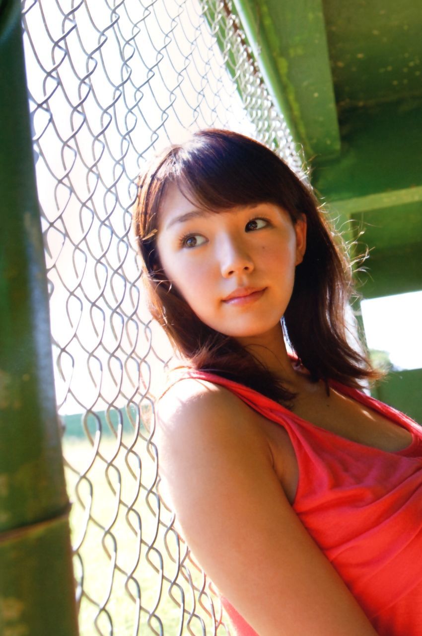 篠崎愛 - 『Love Scenes』 写真集 撮影 西條彰仁[177](第146页)