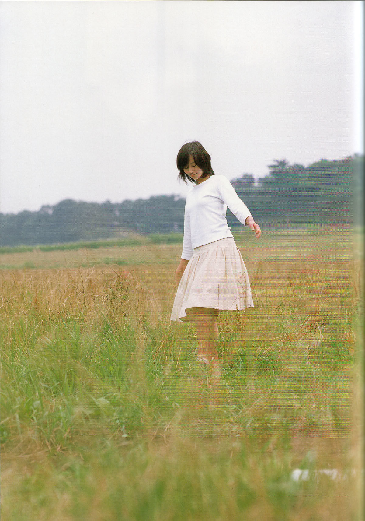 堀北真希 -「アルゼンチンババア」ビジュアルBOOK「Cinematic」[89](第59页)
