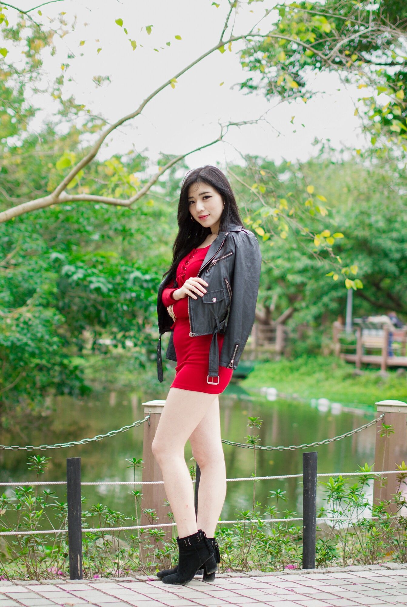 [台湾美女] 谢立琪 - 大安森林公園 写真图片[37](第11页)