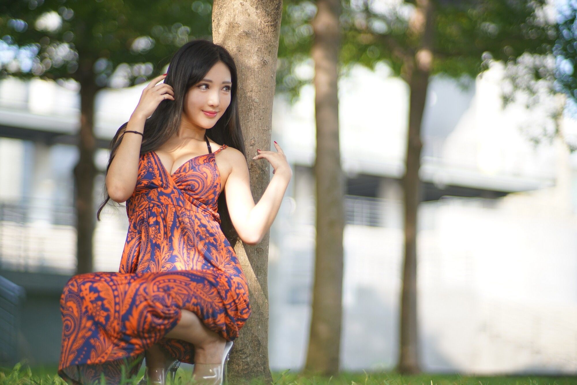 [台湾美女] 赵芸 台中美術館 优雅长裙外拍 写真图片[68](第30页)