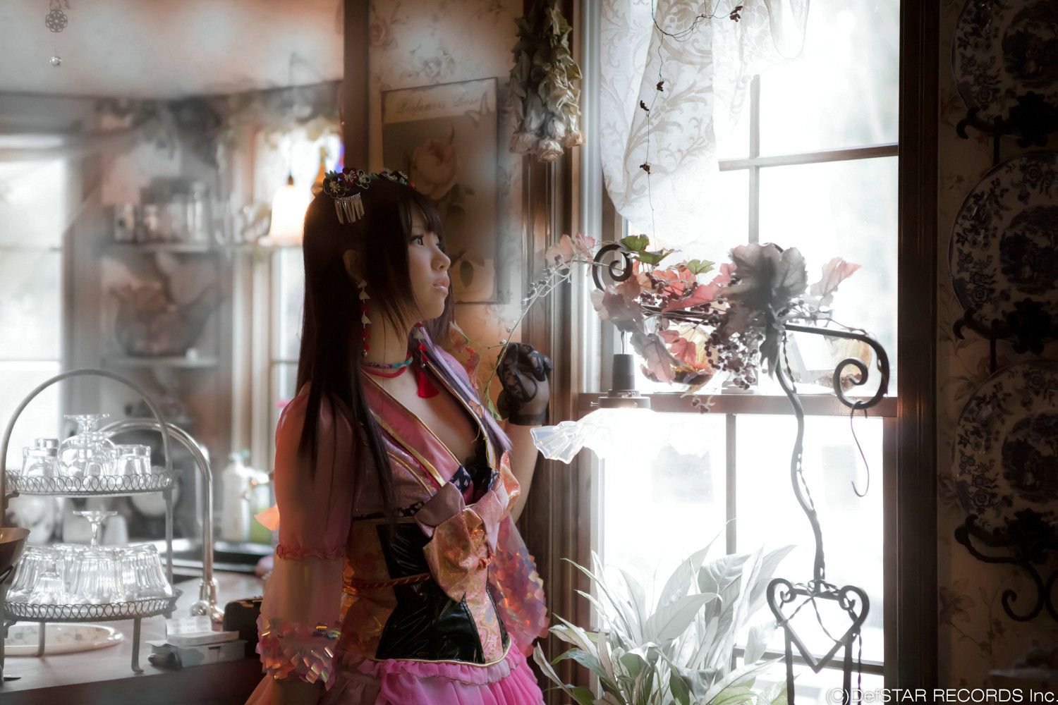 [日本COSER] えなこ - Panache三人组 リインカーネーション衣装[80](第49页)