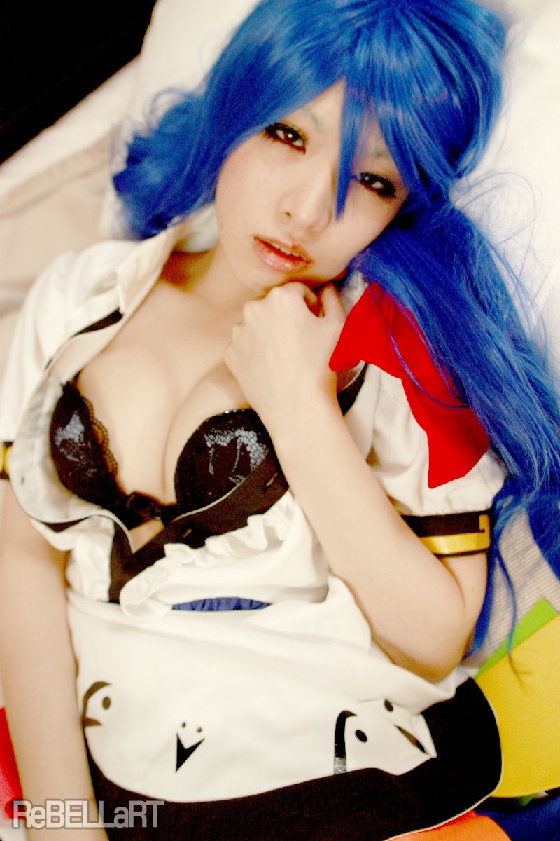 [日本COSER] あらい夜魅《東方Project》比那名居天子 [73](第37页)