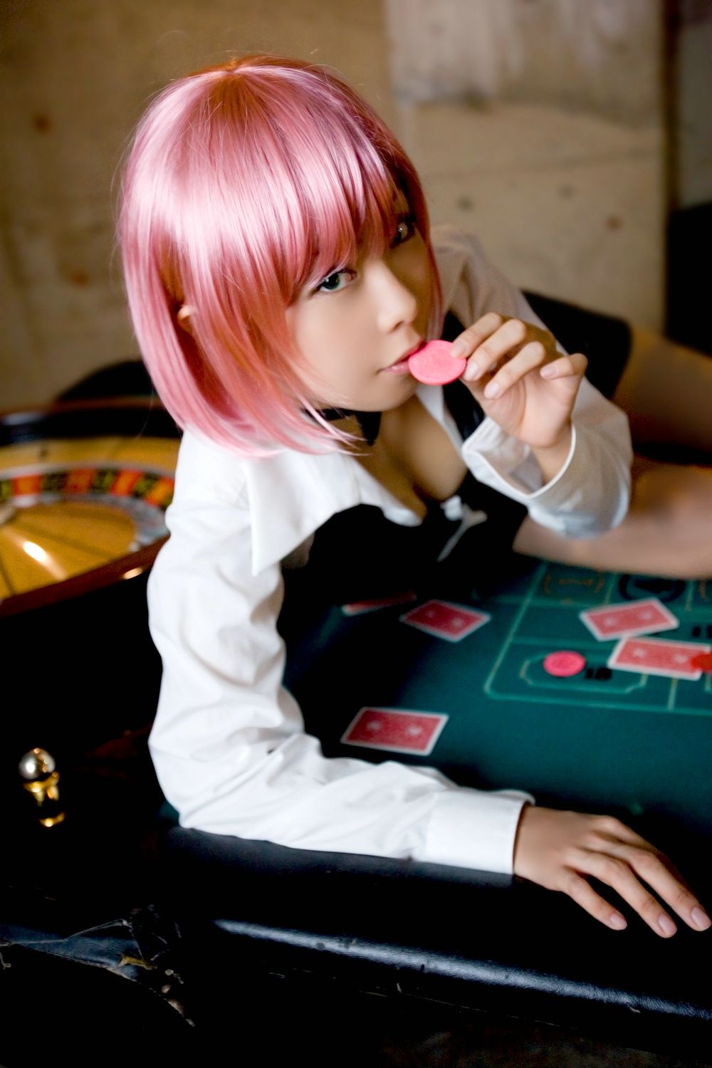 [日本COSER] 橘みなみ《赌场少女》理欧・罗伦斯 3Sets[85](第34页)