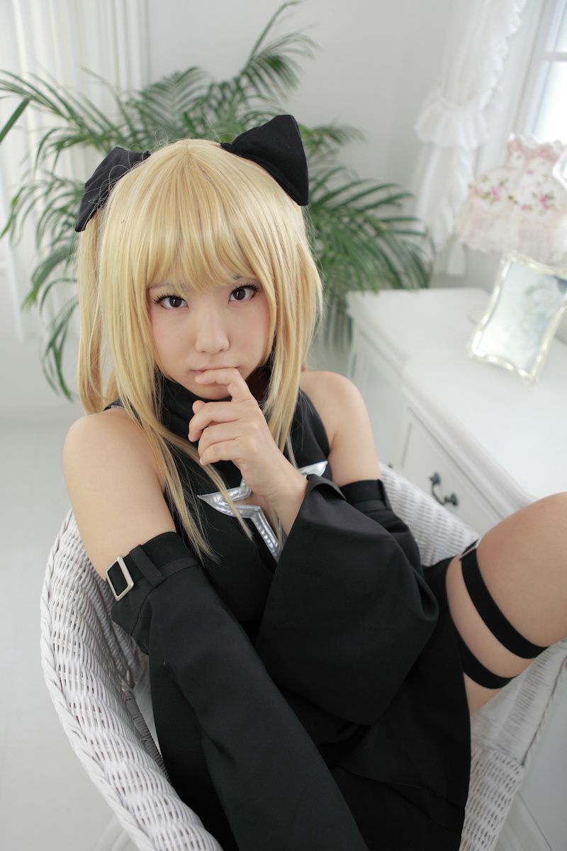 [日本COSER] えなこ 《To Love-Ru》Konjiki no Yami [59](第27页)