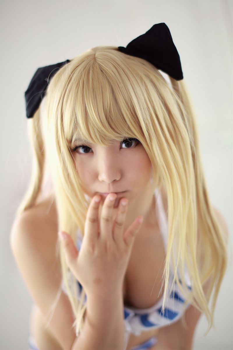 [日本COSER] えなこ 《To Love-Ru》Konjiki no Yami [59](第32页)