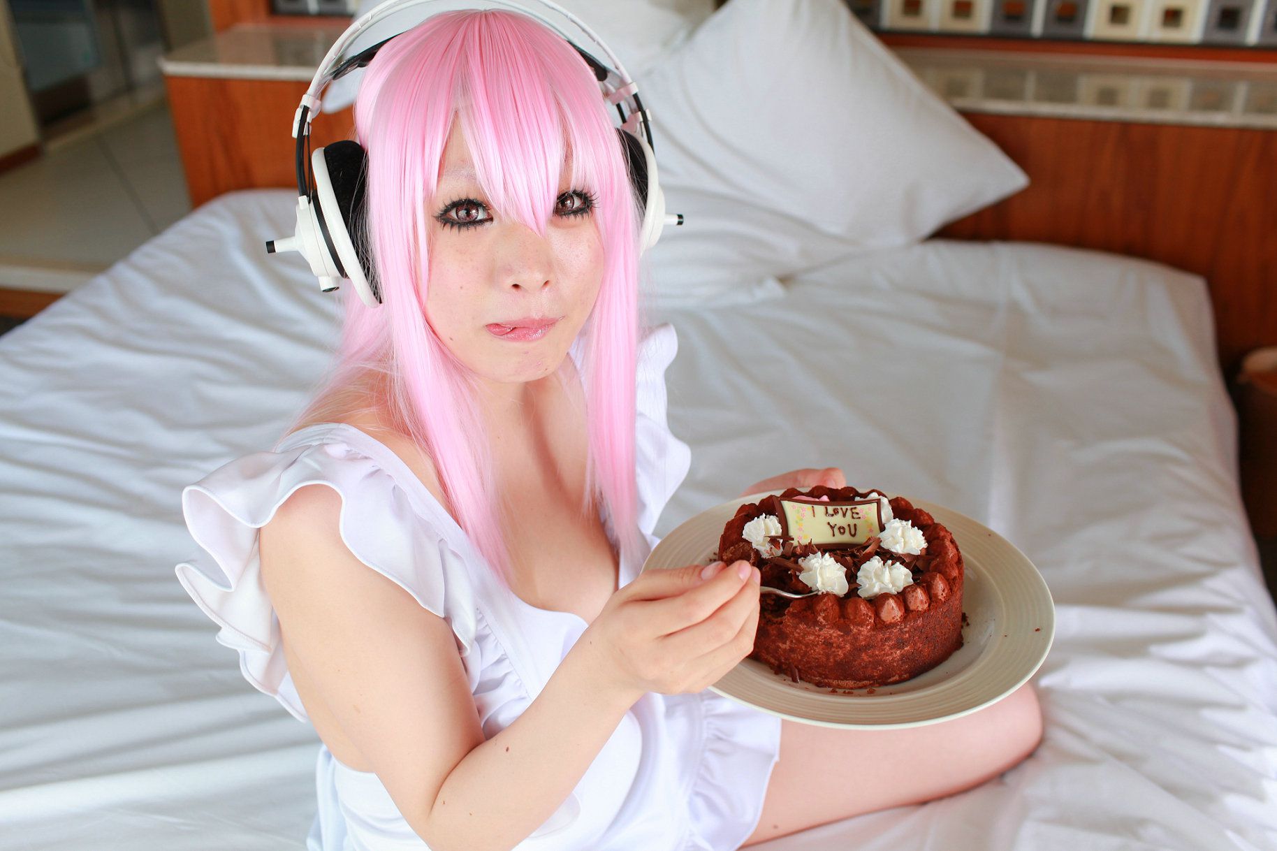 [日本COSER] あらい夜魅 《Sonicomi》Super Sonico[80](第27页)