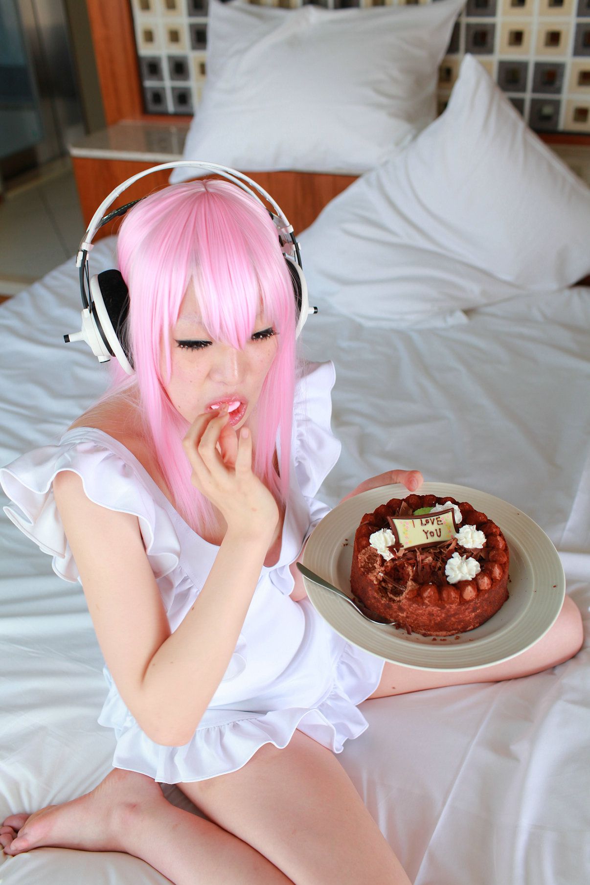 [日本COSER] あらい夜魅 《Sonicomi》Super Sonico[80](第32页)