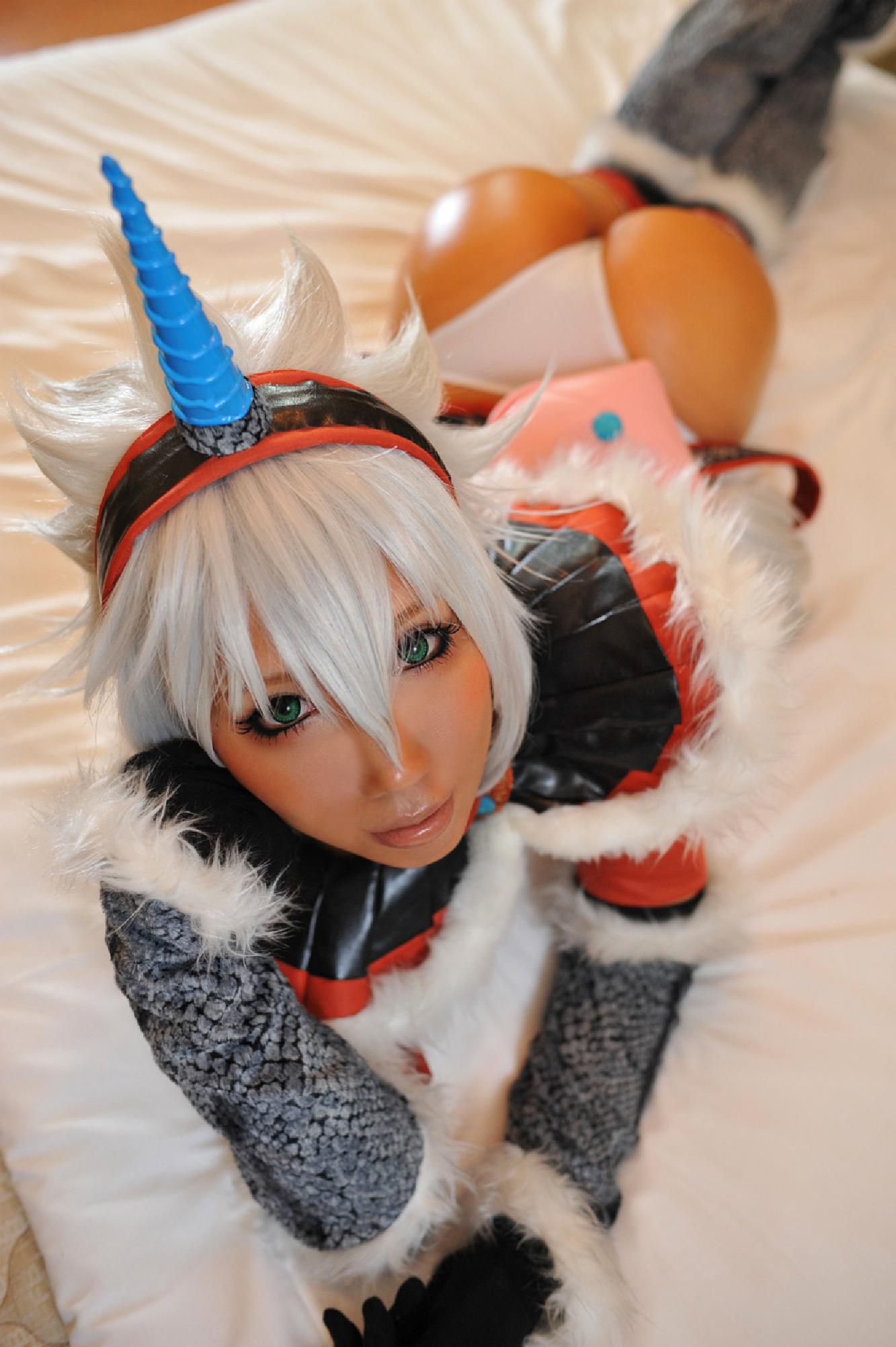 [日本COSER] Non (Non SummerJack) 《Monster Hunter》Kirin Armor[63](第3页)