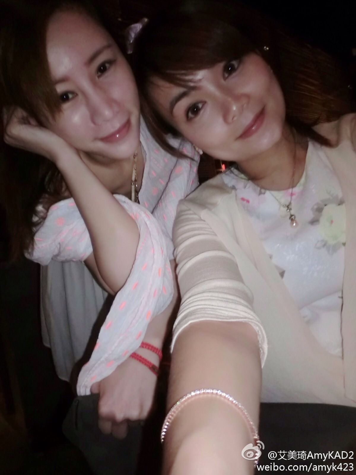 艾美琦 - 高清微博自拍大胸美照图片大全[128](第53页)