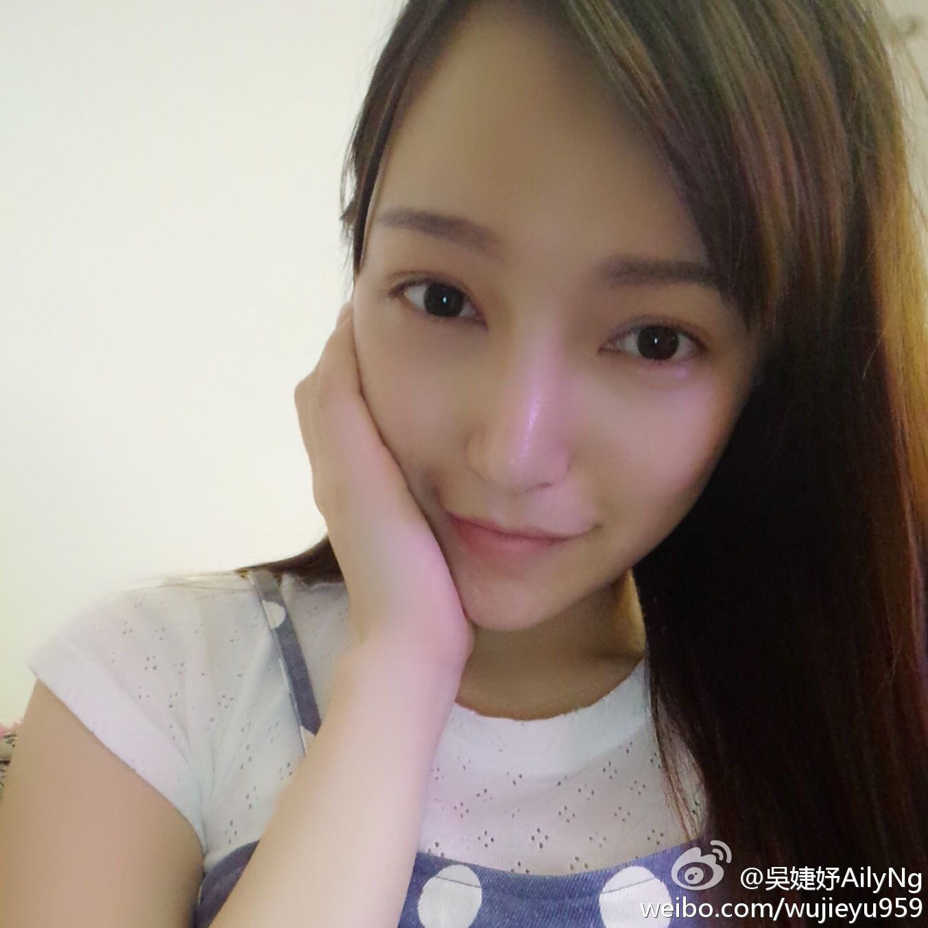 吴婕妤AilyNg - 超高清微博自拍美照全集[142](第105页)