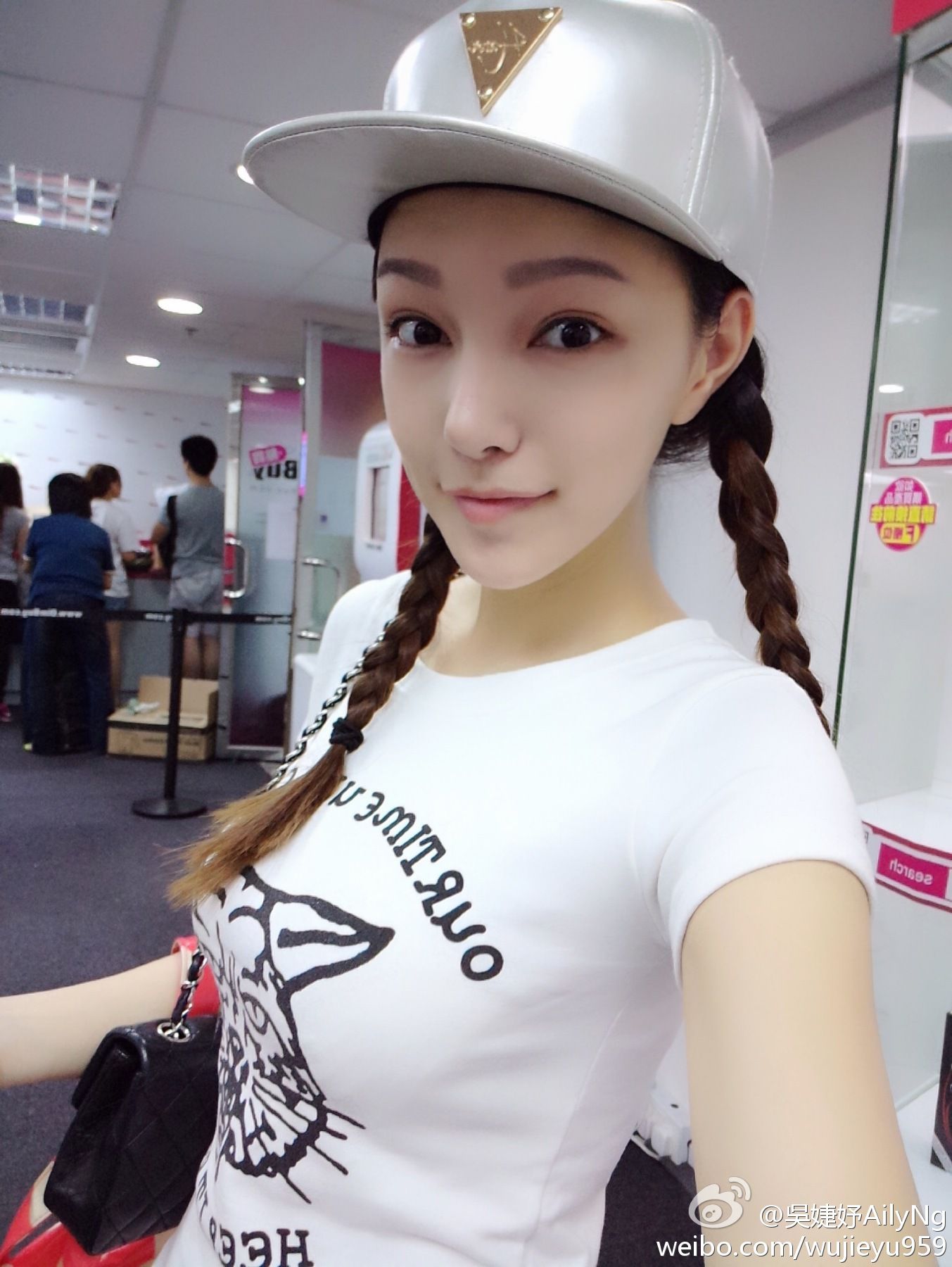 吴婕妤AilyNg - 超高清微博自拍美照全集[142](第107页)