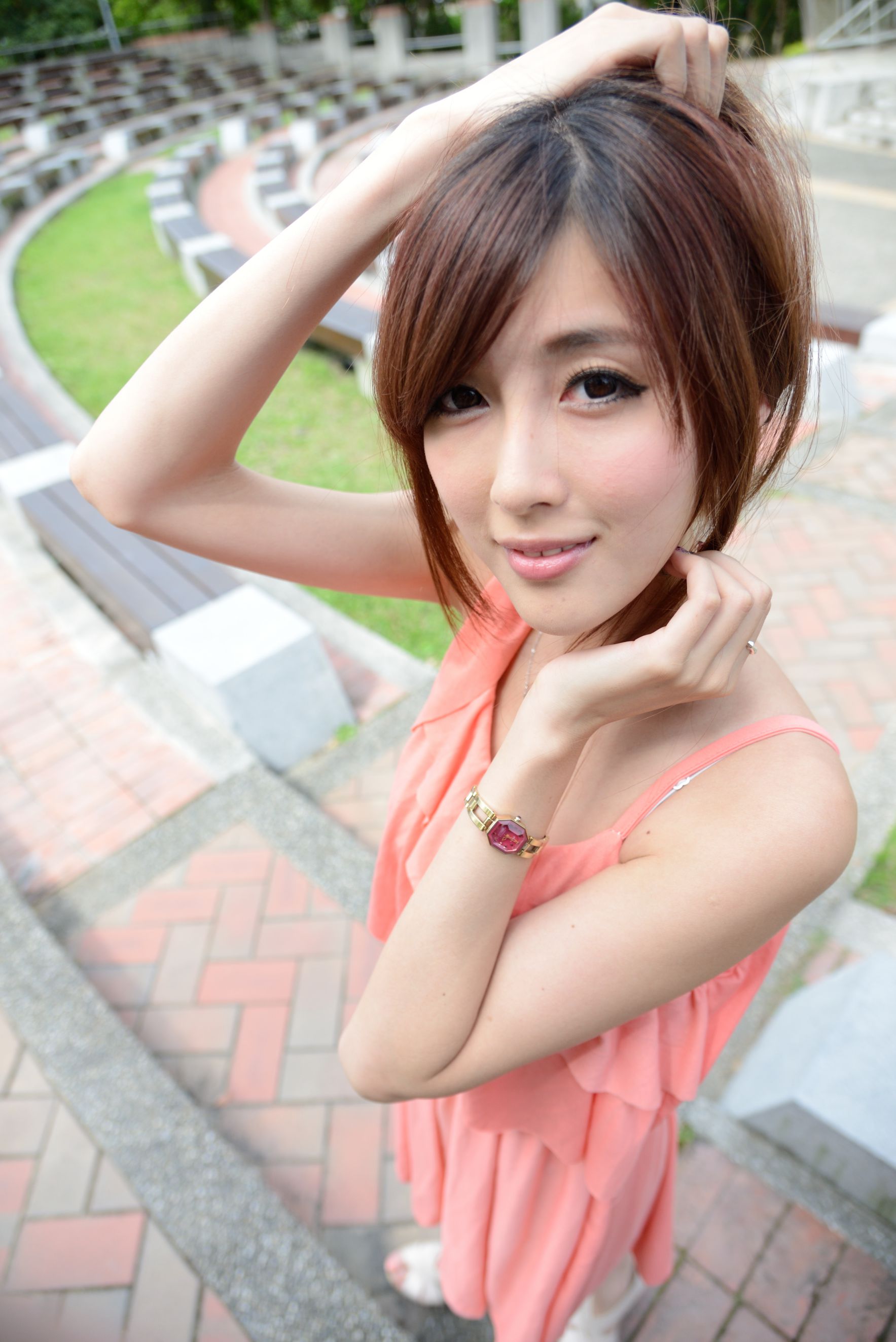 [台湾美女图片] Kila晶晶 - 士林官邸超清外拍写真套图[195](第37页)