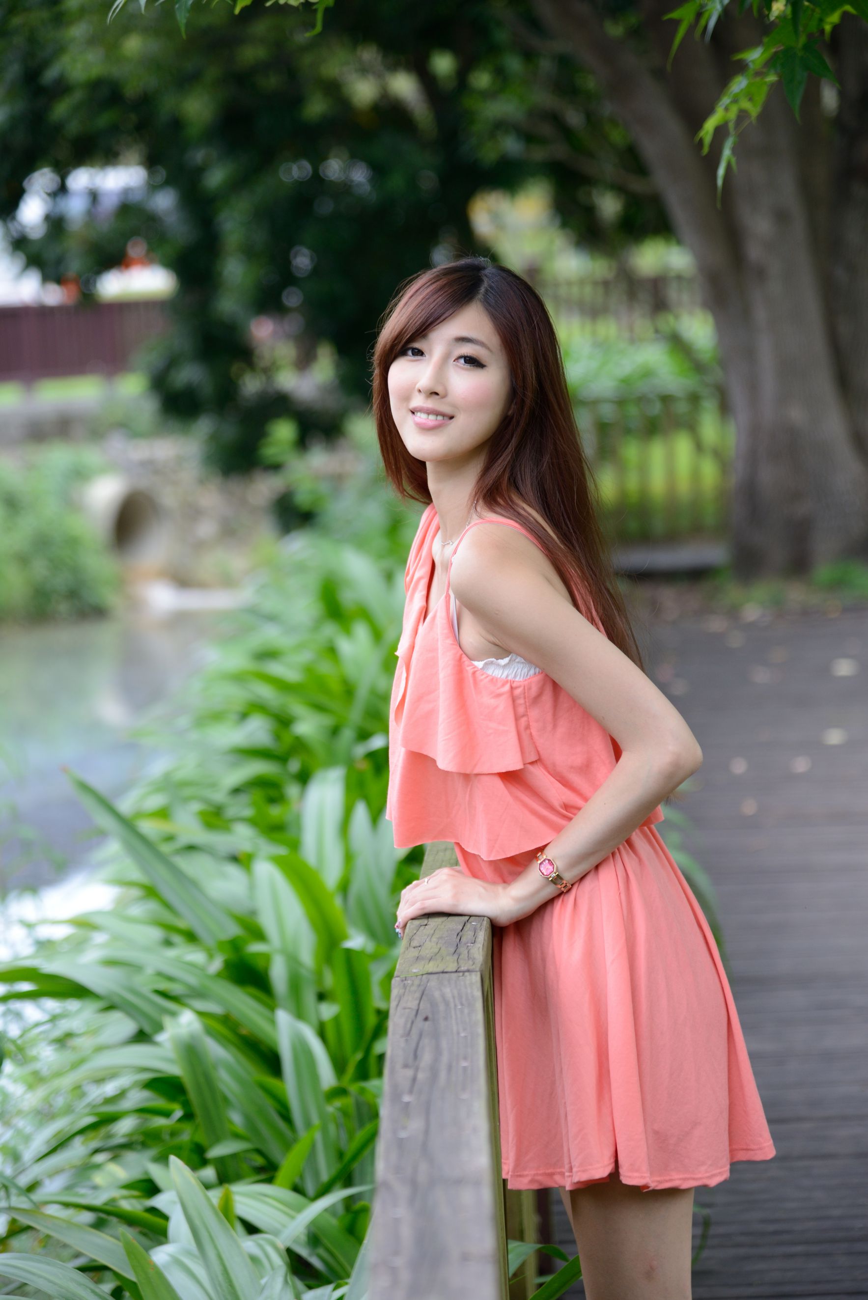 [台湾美女图片] Kila晶晶 - 士林官邸超清外拍写真套图[195](第76页)