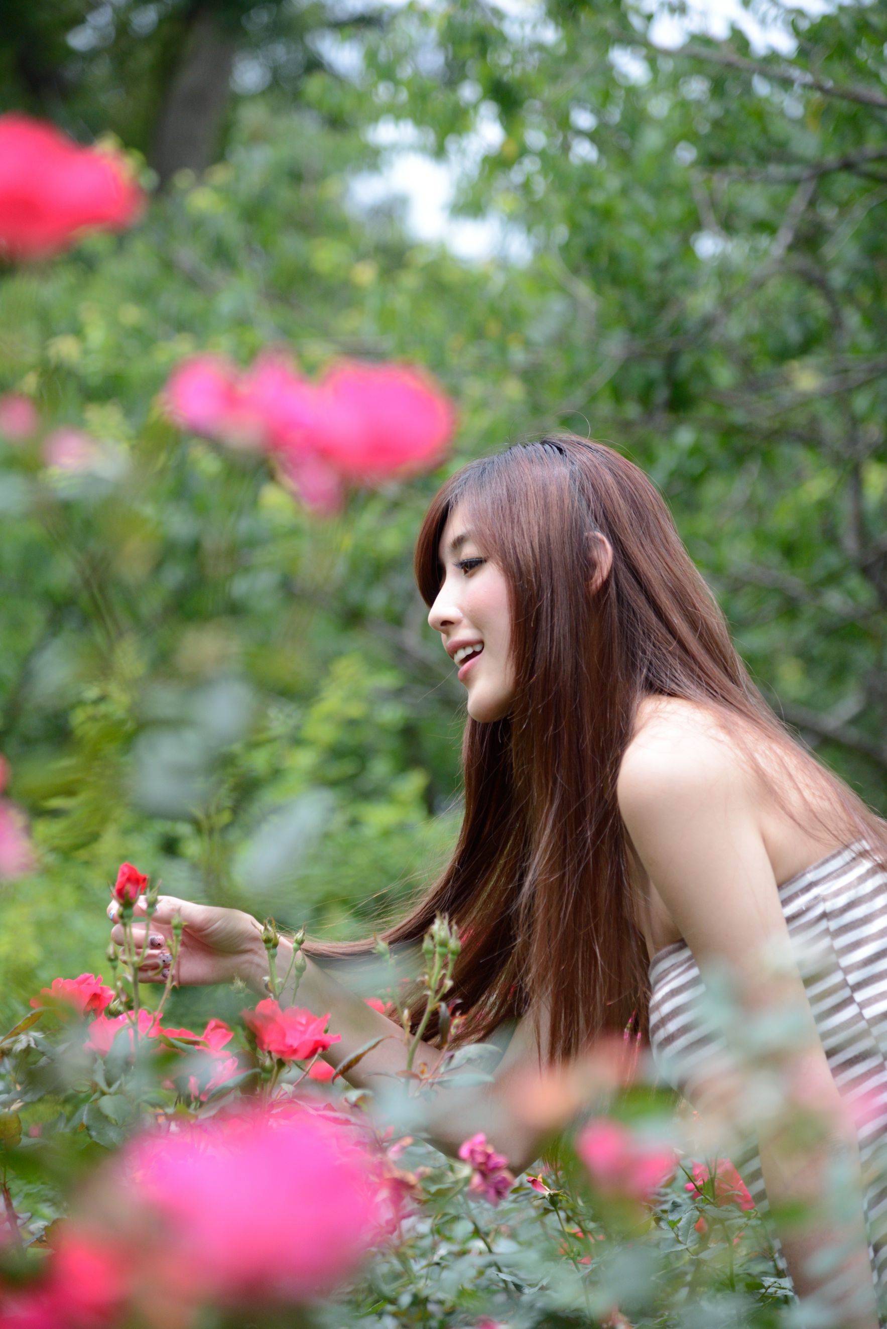 [台湾美女图片] Kila晶晶 - 士林官邸超清外拍写真套图[195](第167页)