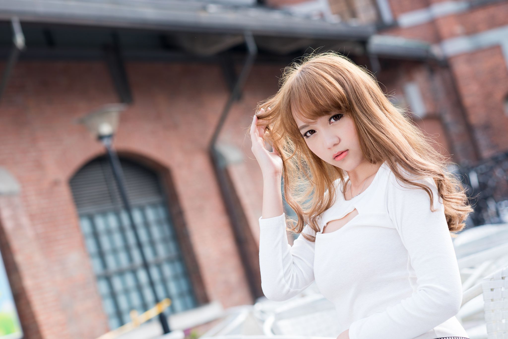 [台湾街拍美女] 黄镫娴 - 信义外拍套图[67](第43页)