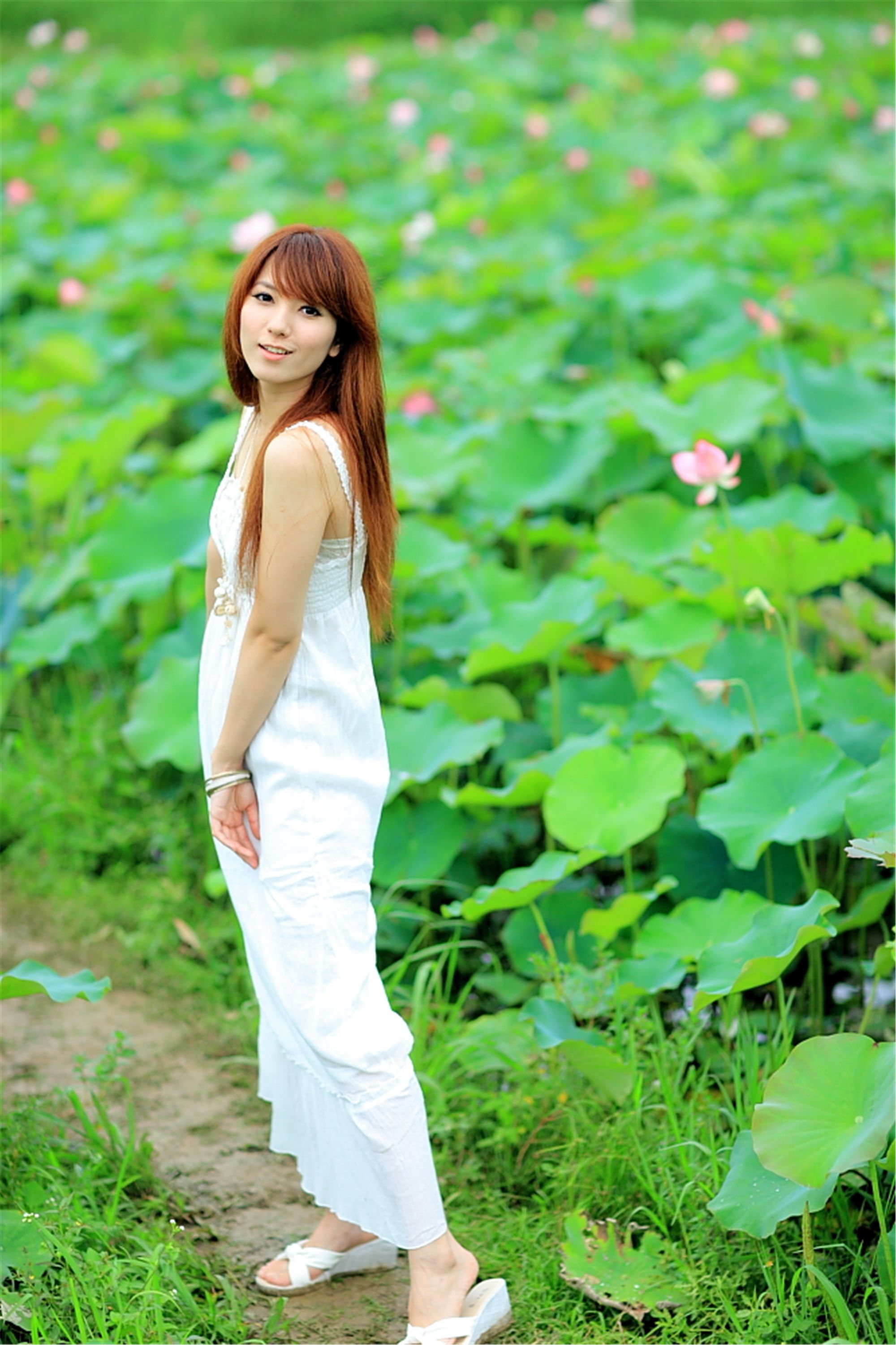 [台湾美女] 小静 - 农场初夏田园风光写真套图[171](第119页)