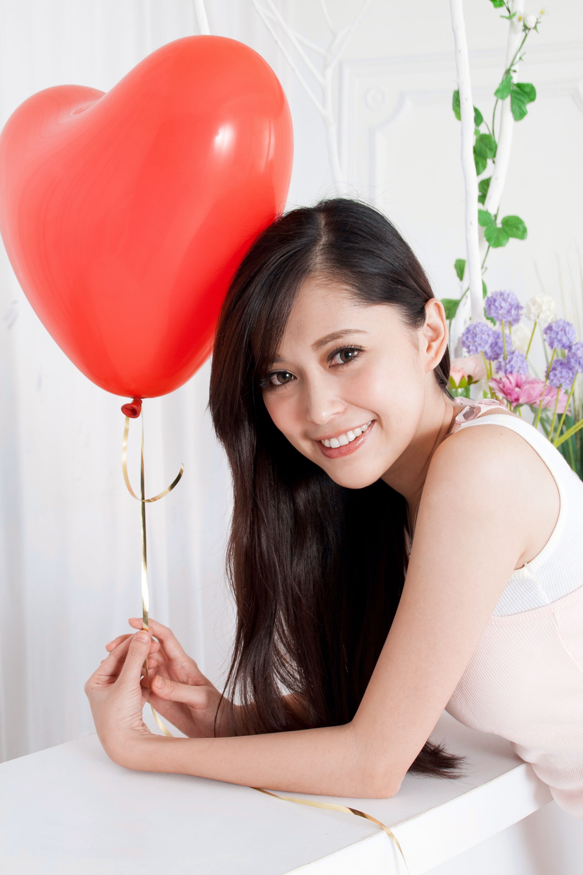 AVY恬小鱼 《I love you》写真辑[37](第31页)