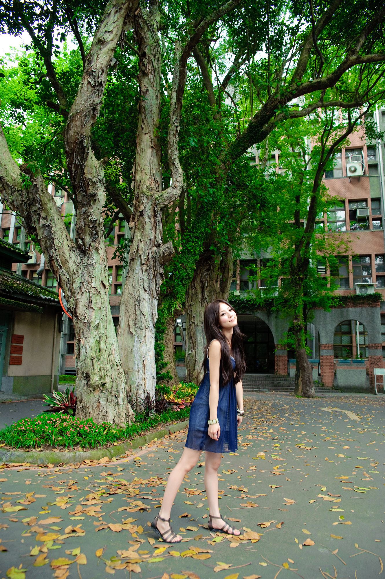 果子MM - 超高清台大写真集IV[58](第32页)