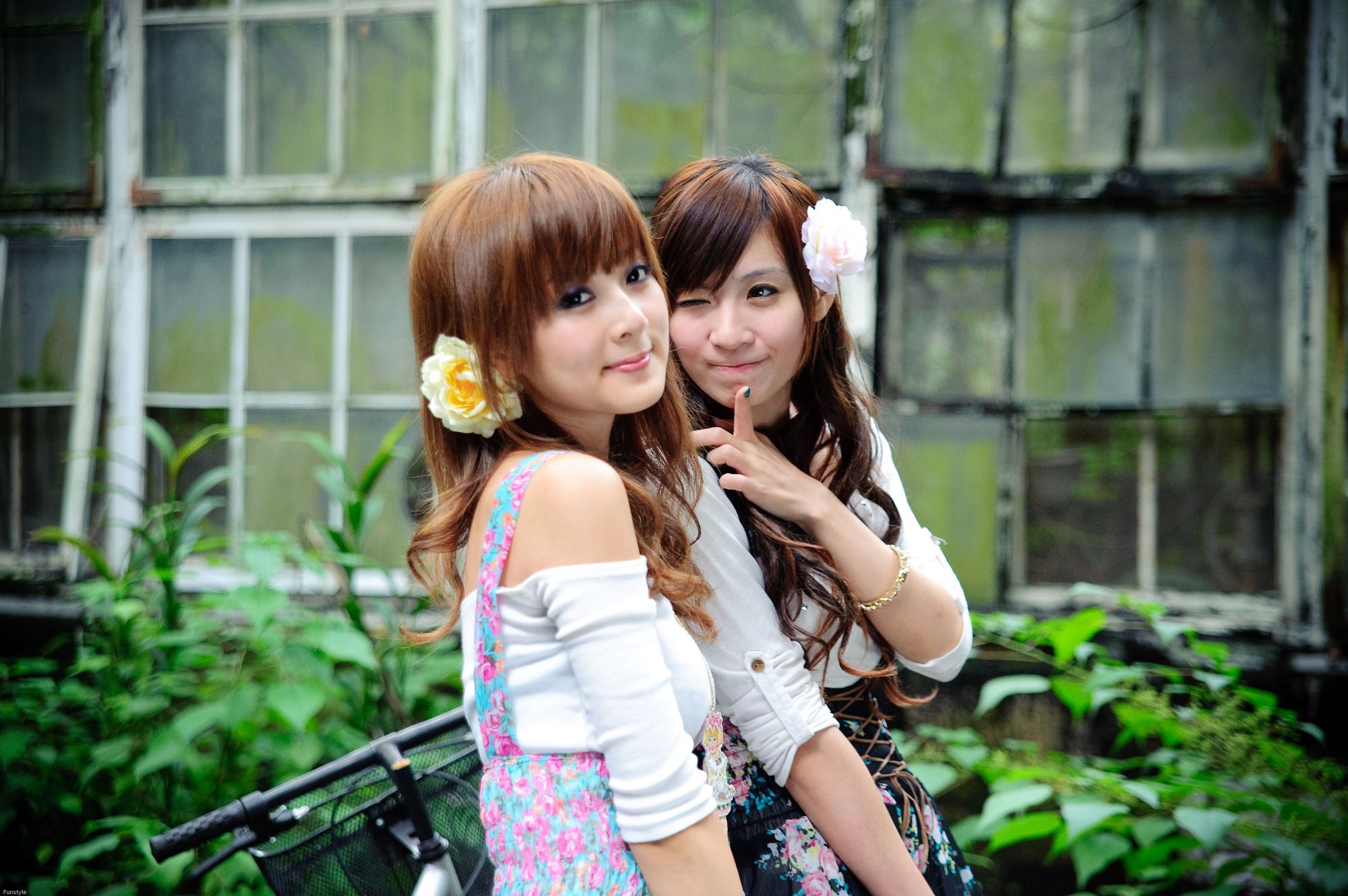 果子MM](张凯洁) Mikako&Minako 台大写真第一套[97](第50页)