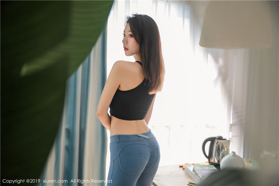 极品美女YUNDUOER美乳翘臀顶级人体艺术写真(第16页)