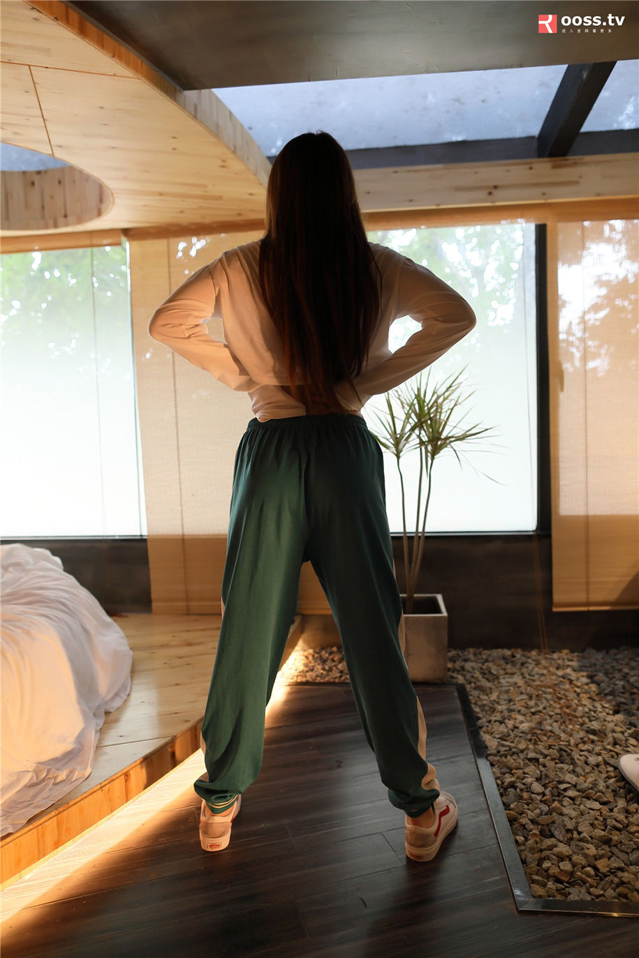 ROSI写真 小清新美女透视装酥胸诱惑写真集(第26页)