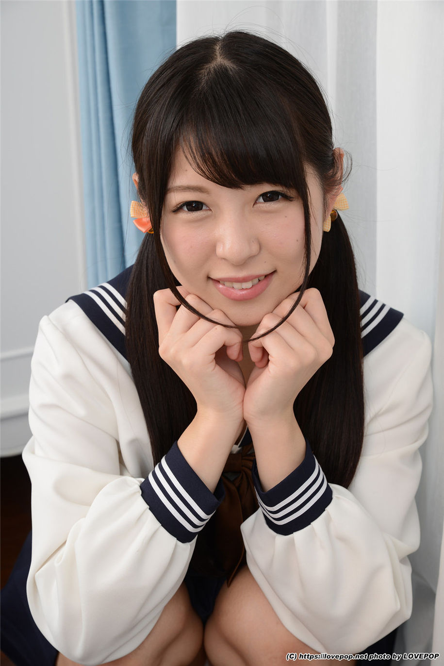 可爱美女あおいれな制服写真高清图片(第24页)